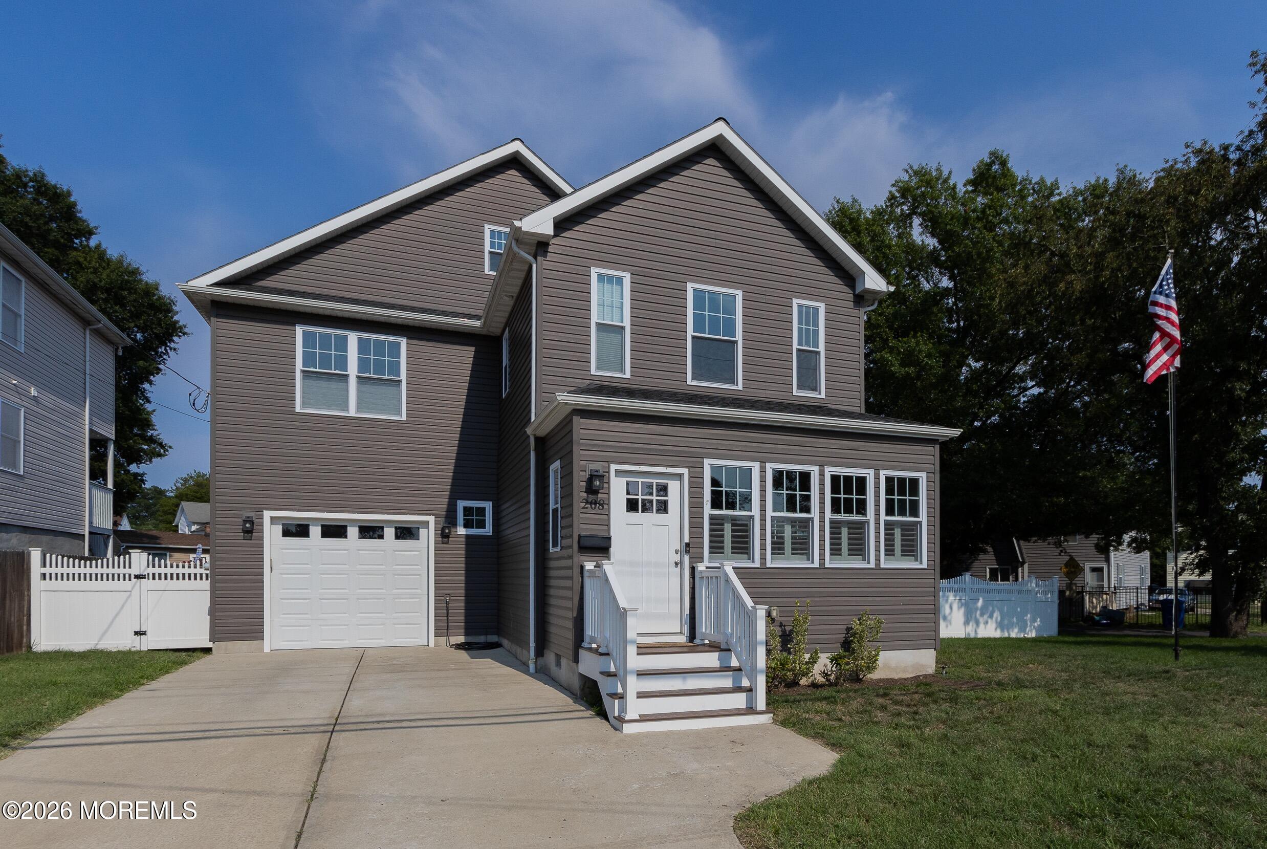 208 Hudson Ave, North Middletown, NJ 07748