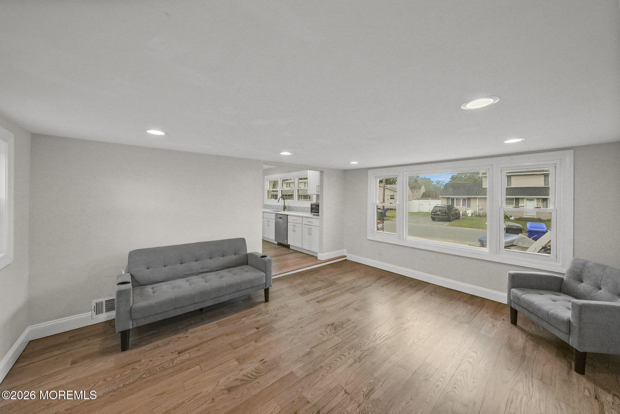 105 Roosevelt Dr, Brick, NJ 08724 photo