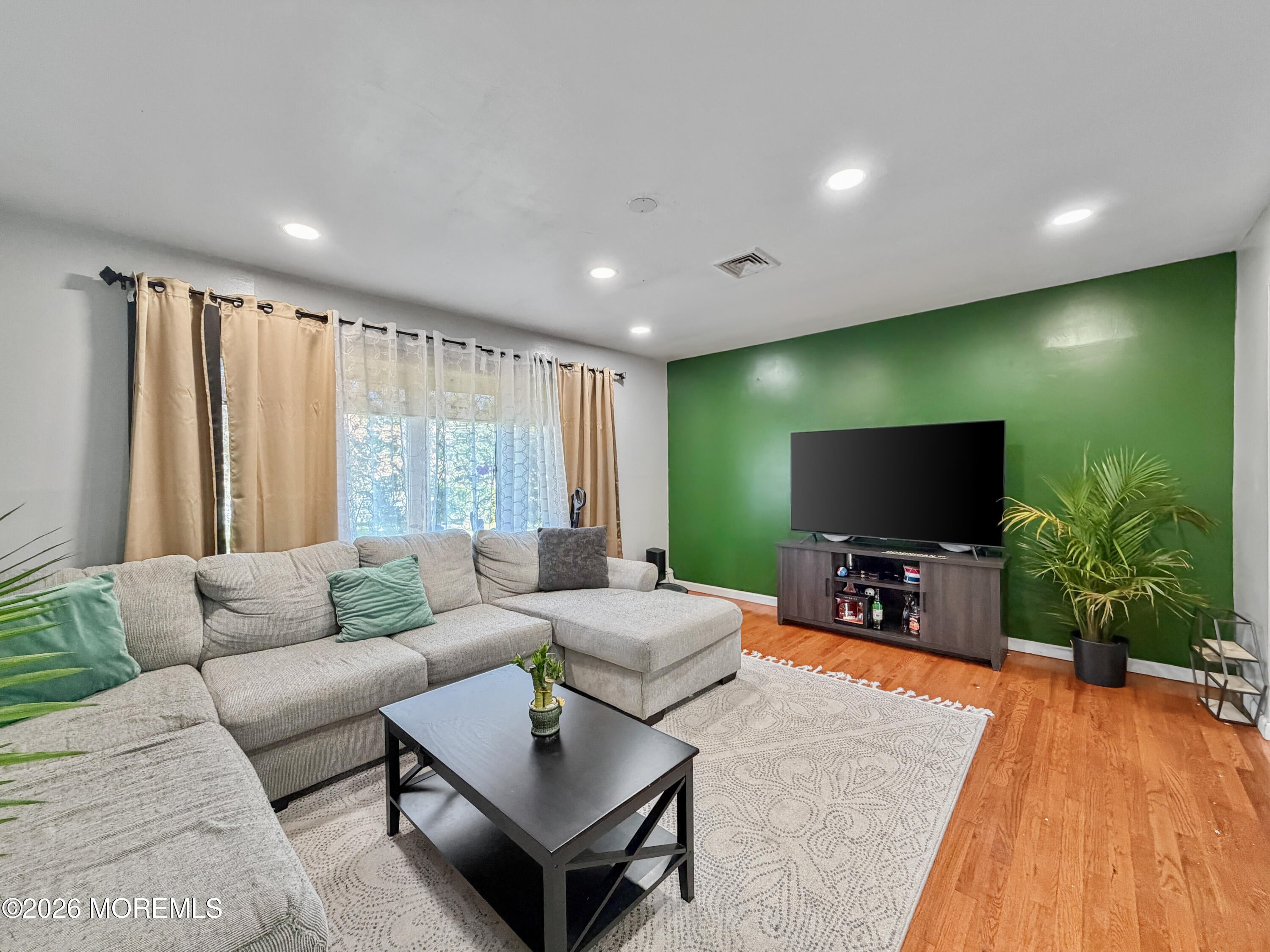 1 Glenwood Rd, Toms River, NJ 08753 photo