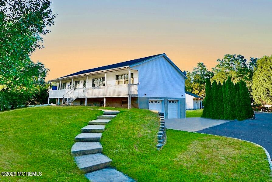 802 Adelphia Rd, Freehold, NJ 07728