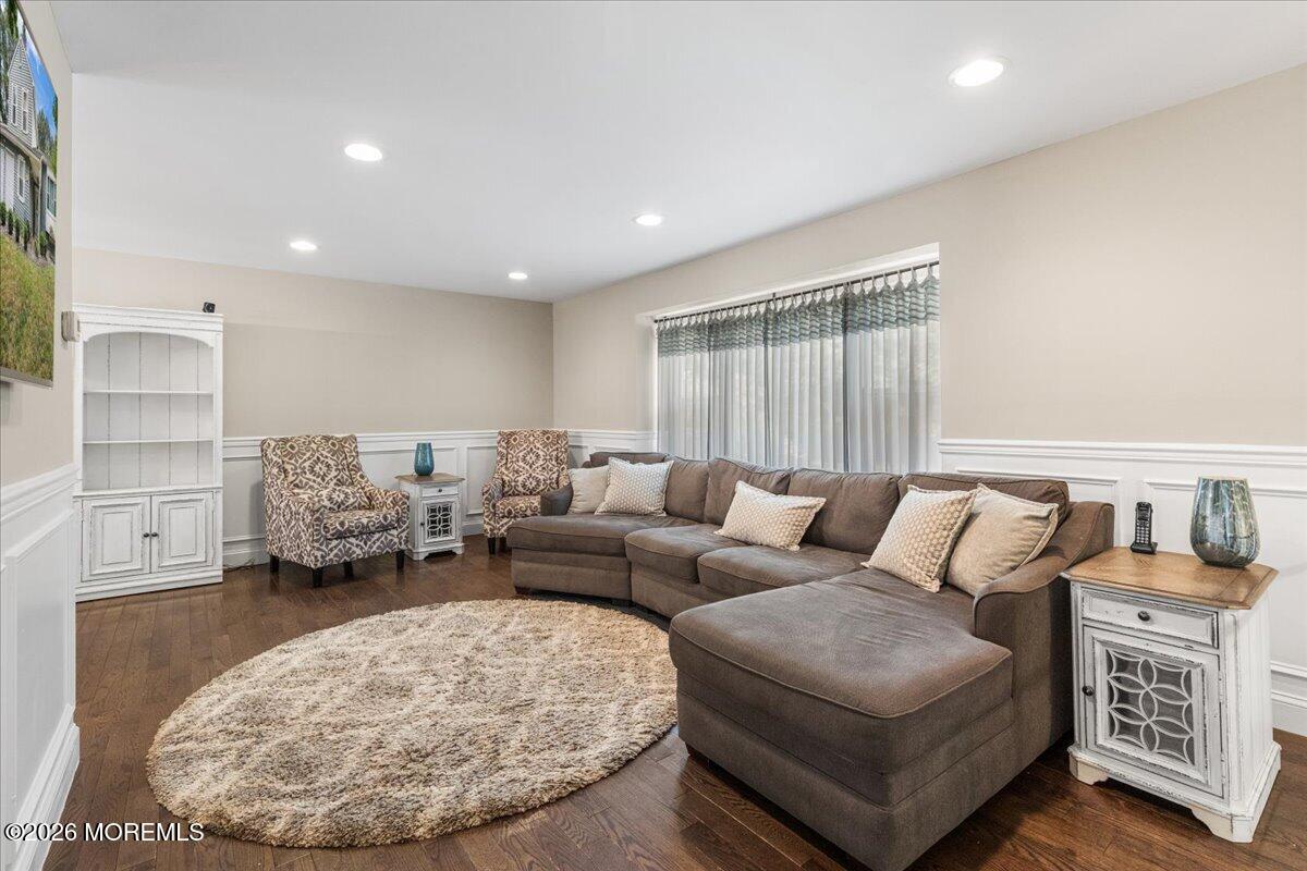 43 Glen Arden Dr, Howell, NJ 07731 photo