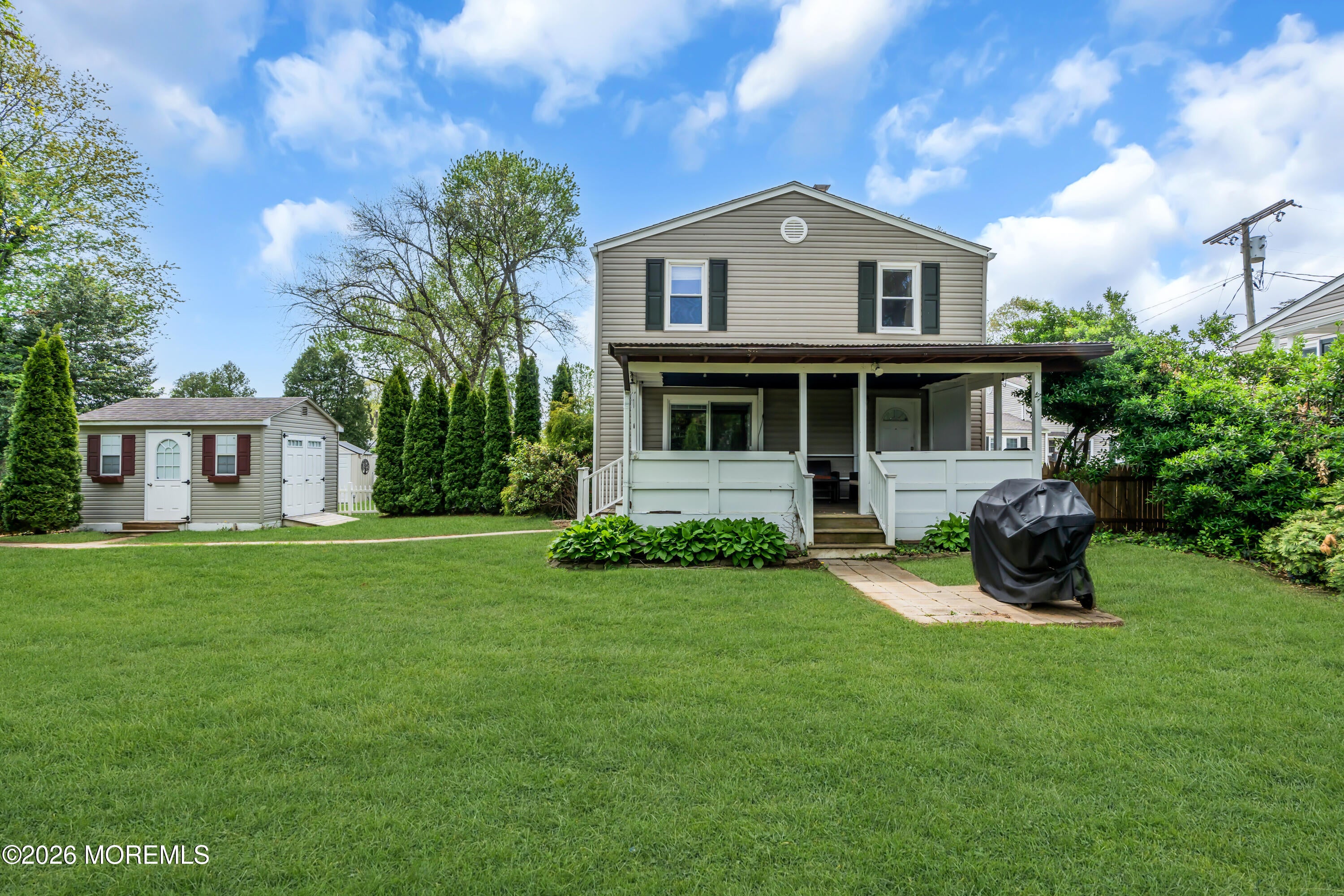 68 Barker Ave, Shrewsbury Twp, NJ 07724
