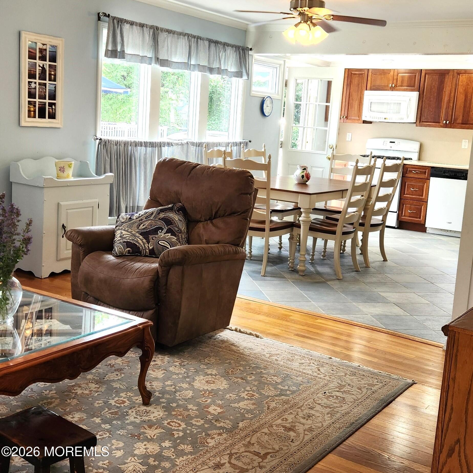 99 Alameda Ct, Shrewsbury Boro, NJ 07702 photo