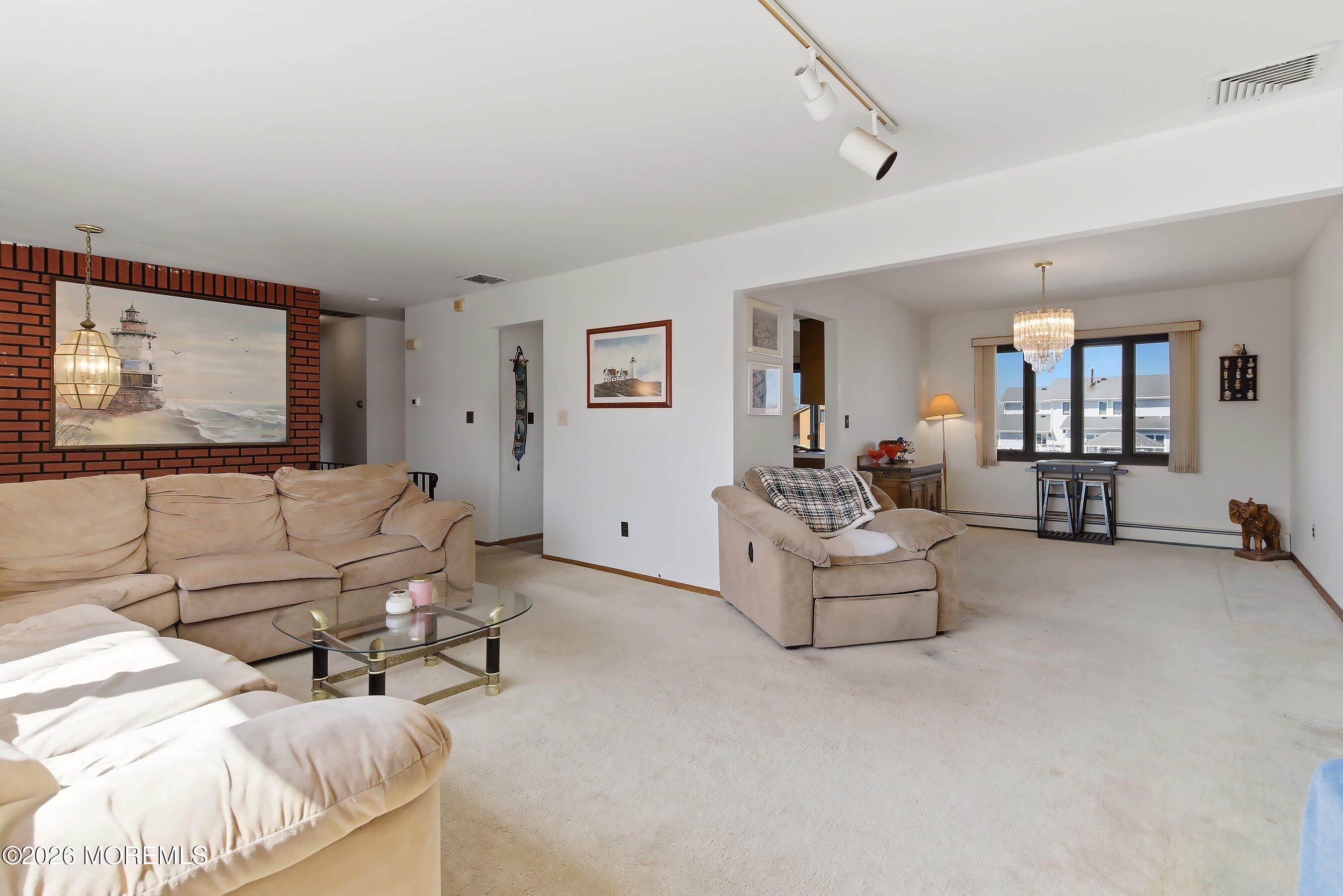 616 Baron St, Toms River, NJ 08753 photo
