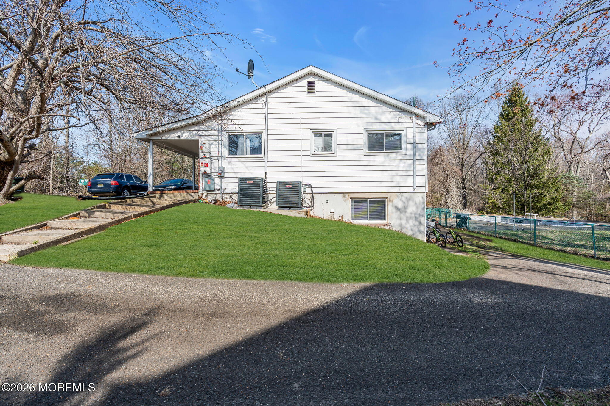 184 County Road 520, Morganville, NJ 07751 photo