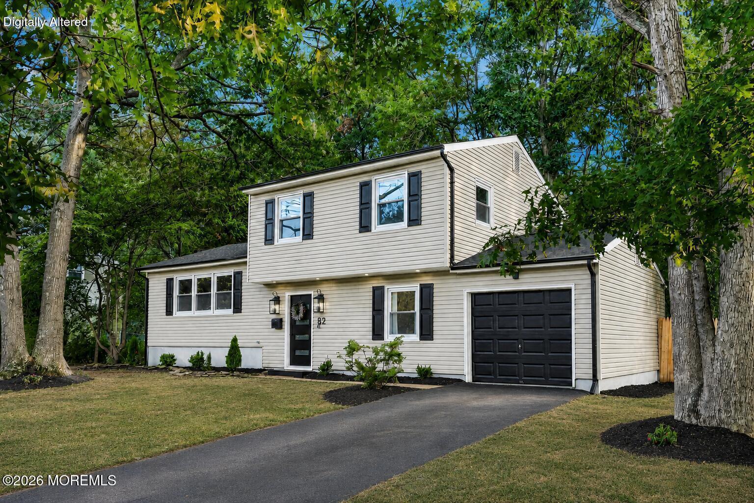 82 Sylvan Lake Blvd, Bayville, NJ 08721