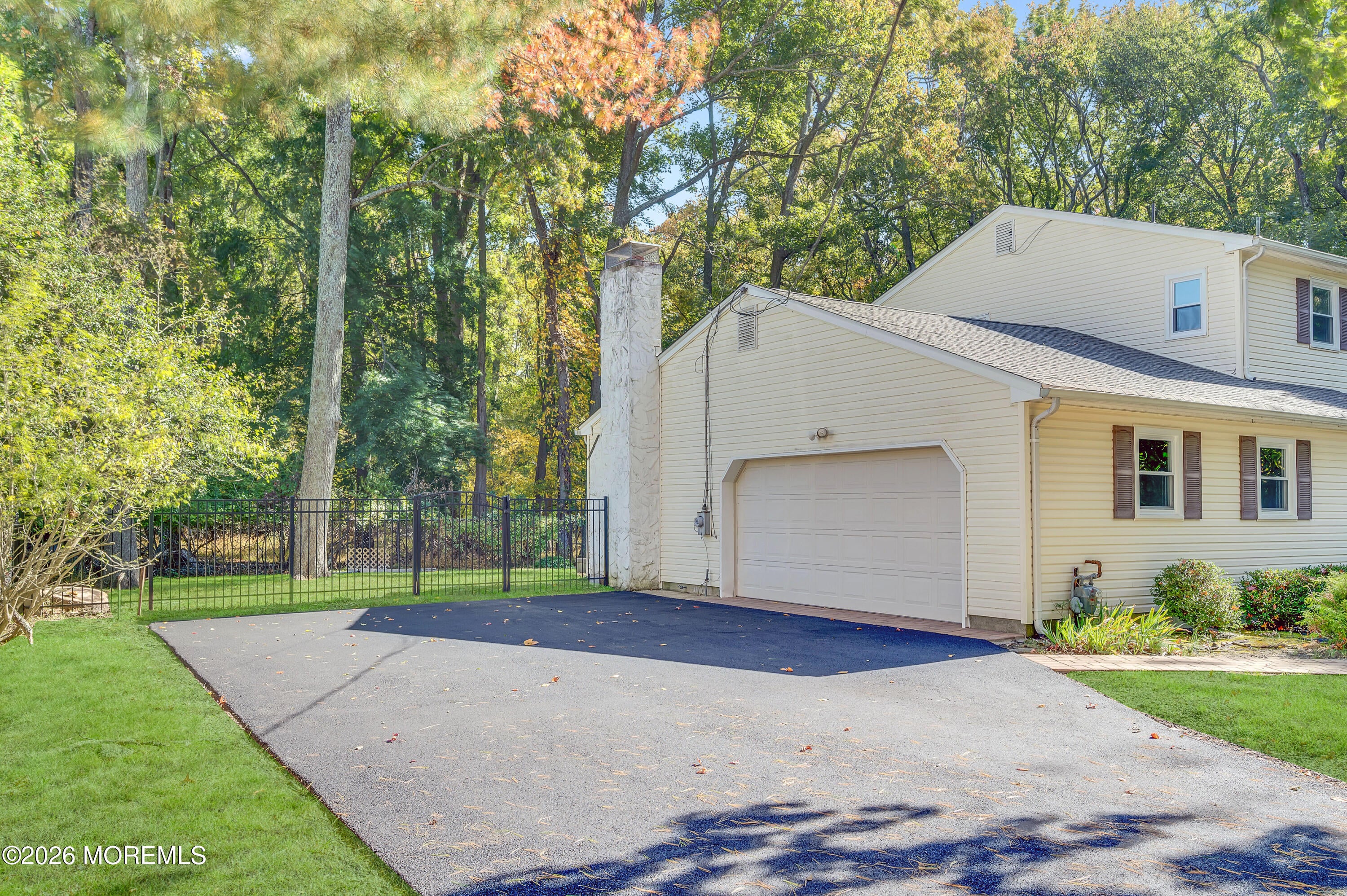1601 Melville St, Oakhurst, NJ 07755 photo