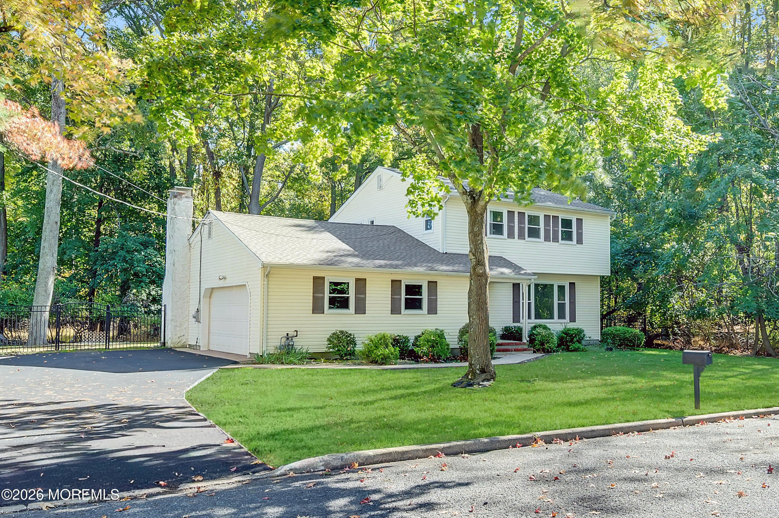 1601 Melville St, Oakhurst, NJ 07755 photo