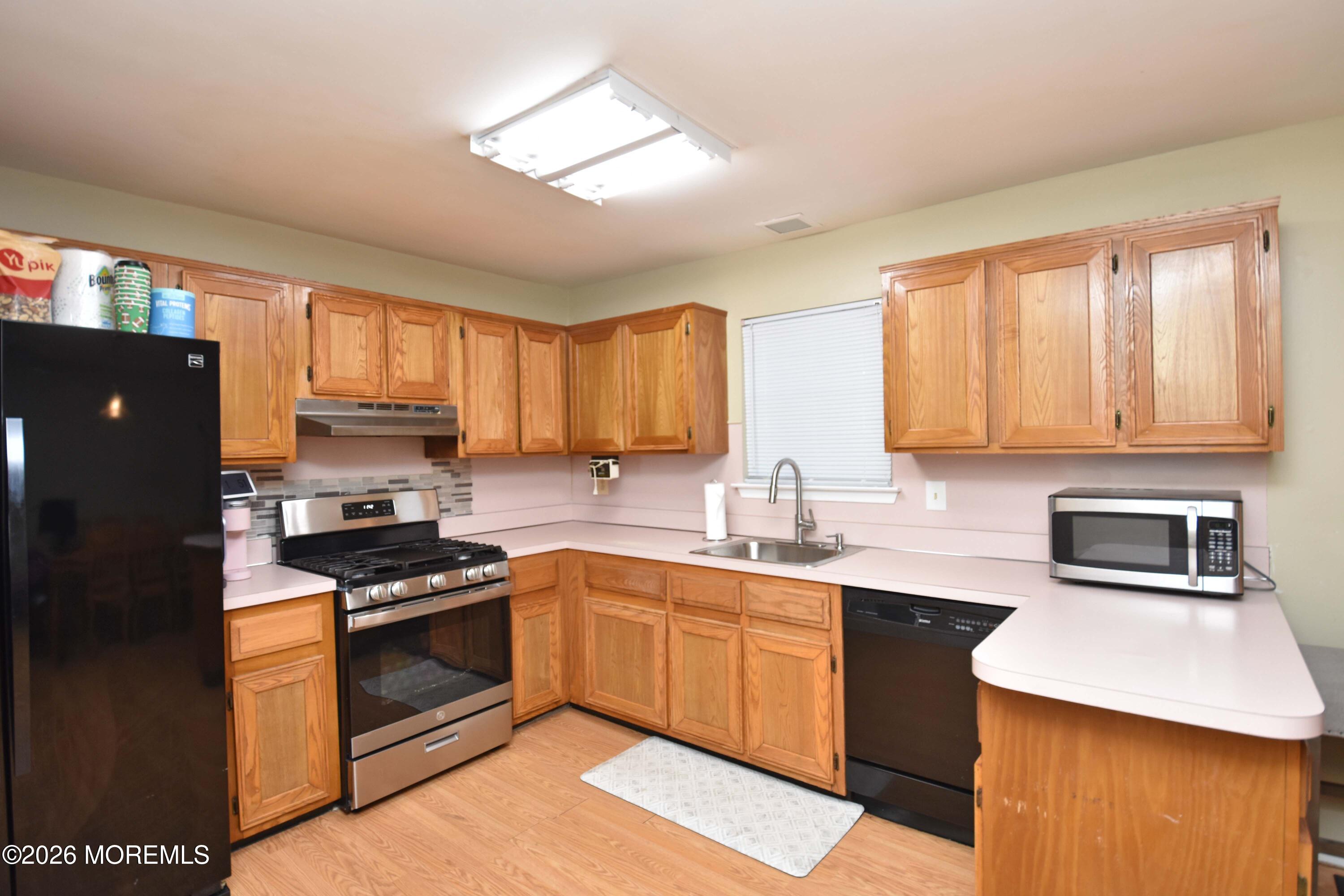 534 Davids Ct, Lakewood, NJ 08701 photo