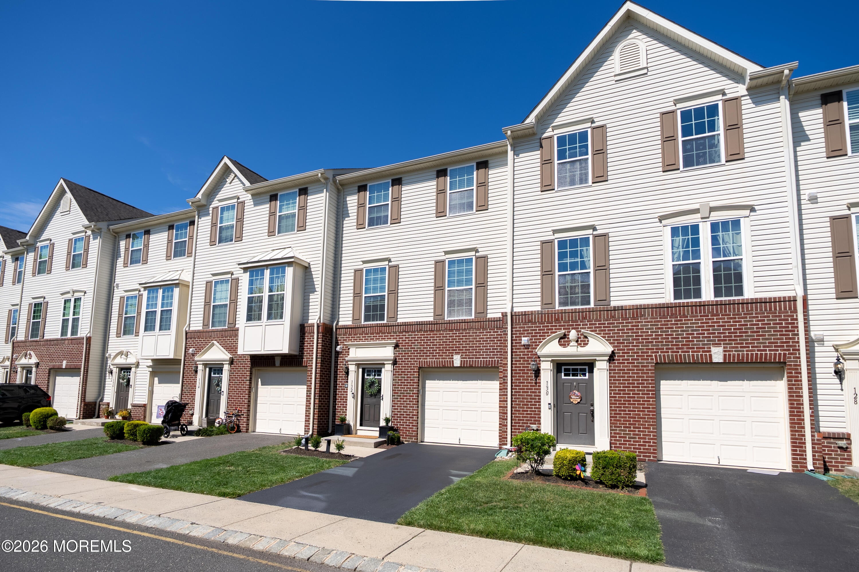 132 Kyle Dr, Tinton Falls, NJ 07712 photo