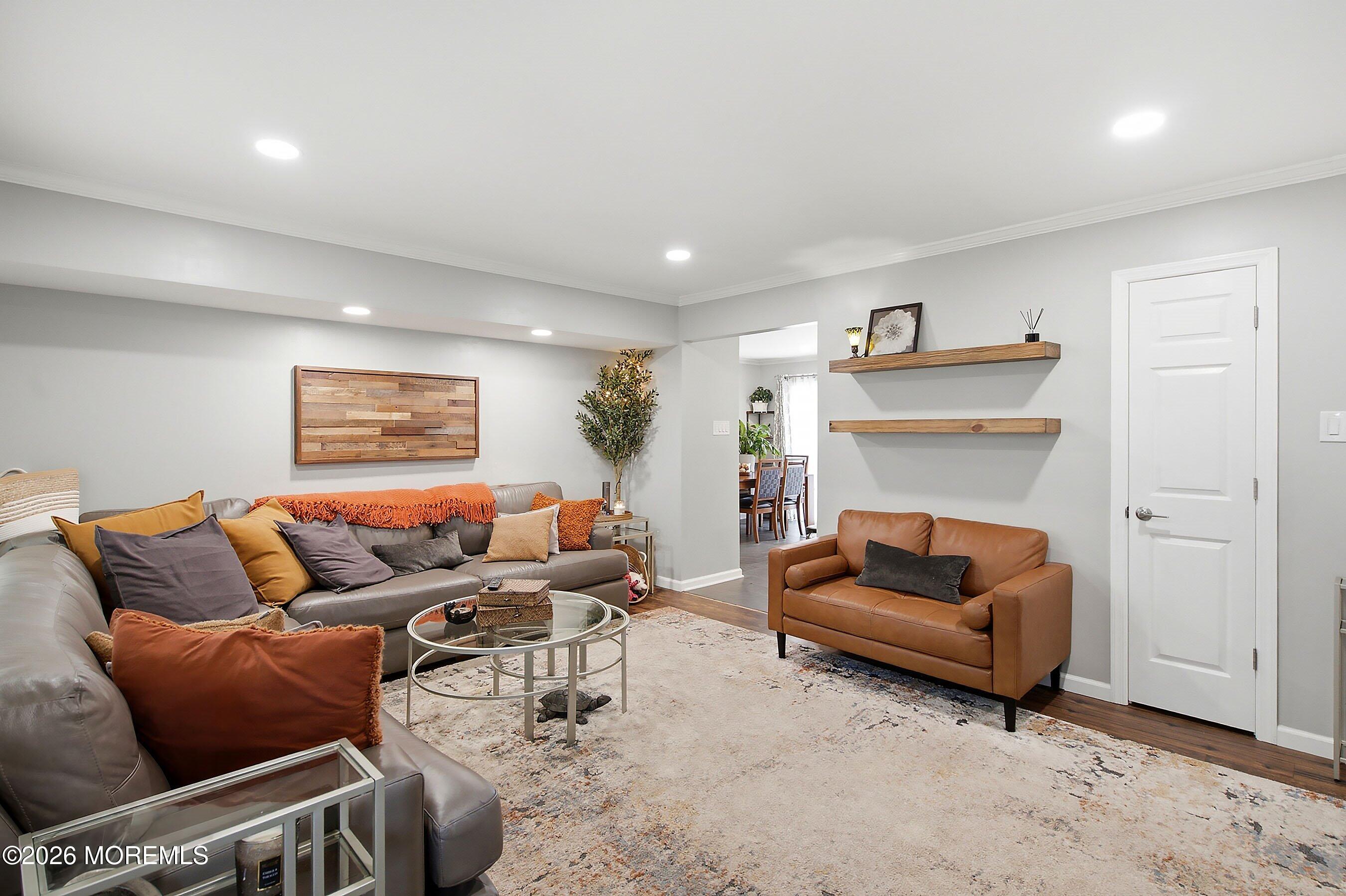 7 Cidermill Ct, Howell, NJ 07731 photo