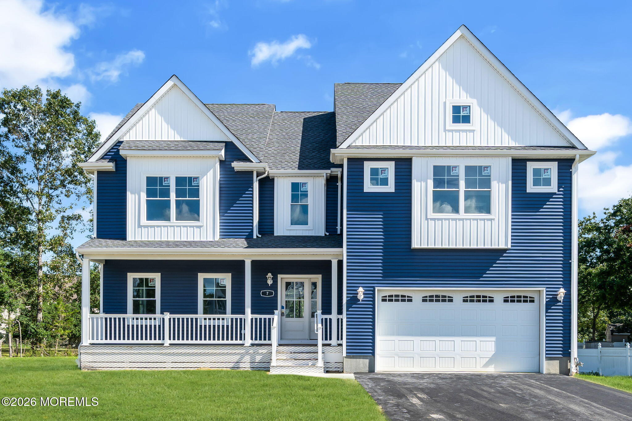 7 Potters Ct, Bayville, NJ 08721