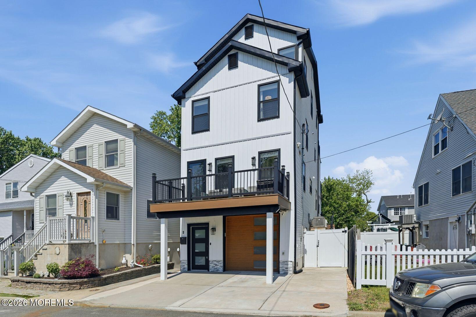 2 Brainard Ave, Port Monmouth, NJ 07758 photo