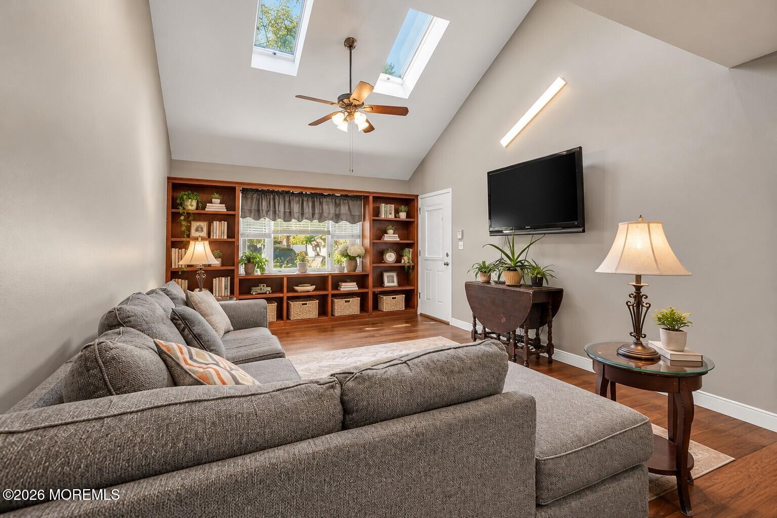 15 Hemingway Dr, Hazlet, NJ 07730 photo