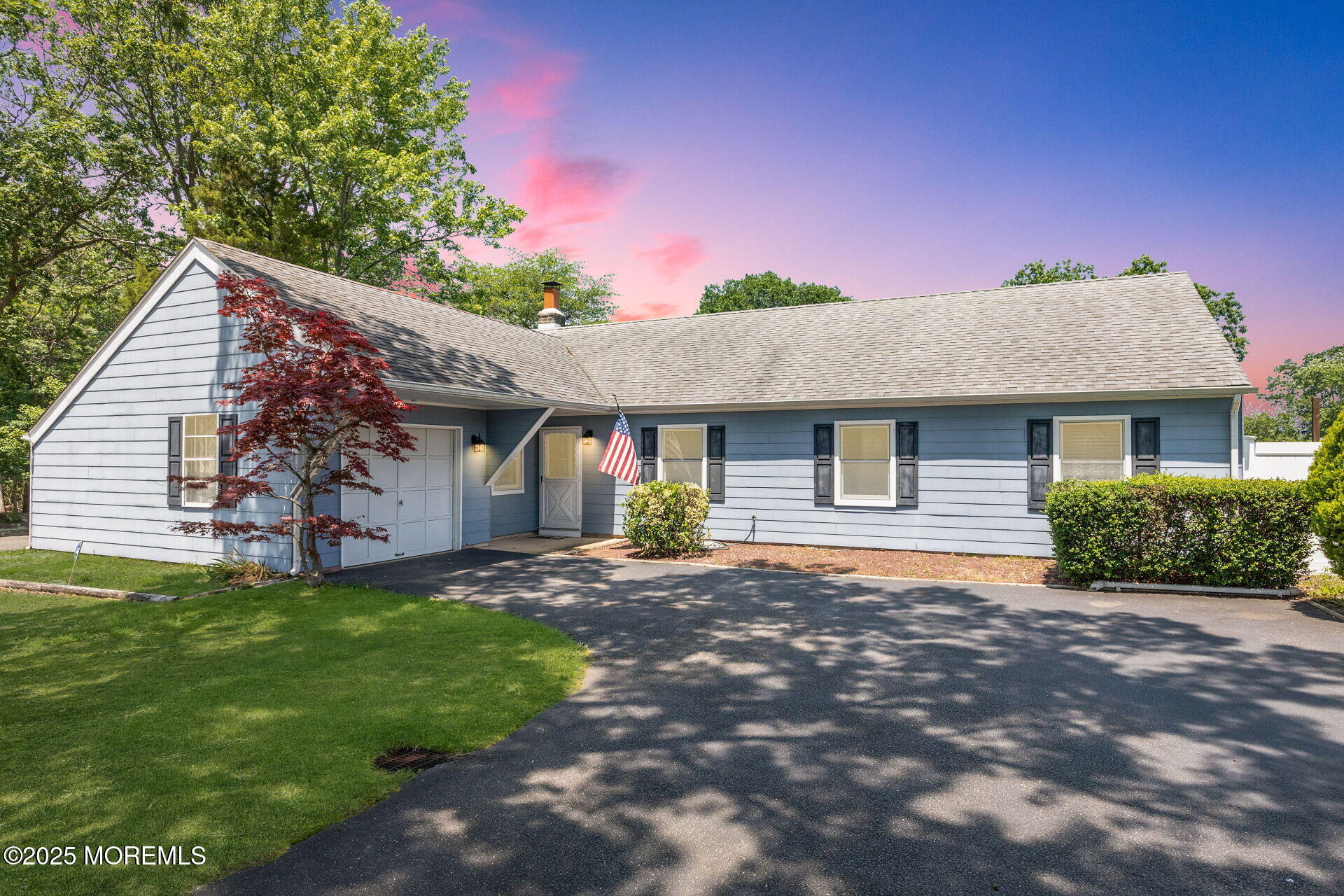 998 Bell St, Toms River, NJ 08753