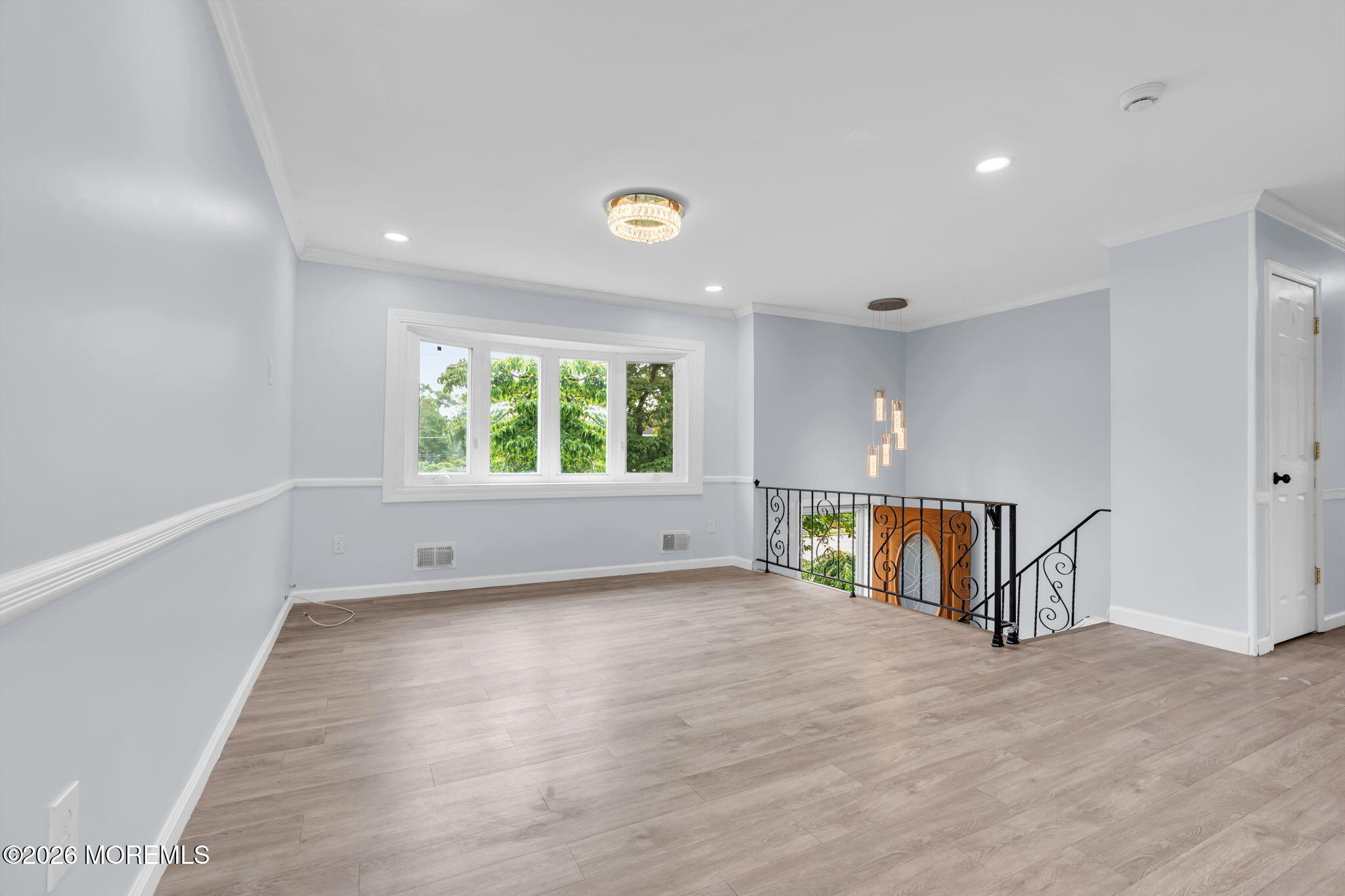 666 Longview Dr, Toms River, NJ 08753 photo