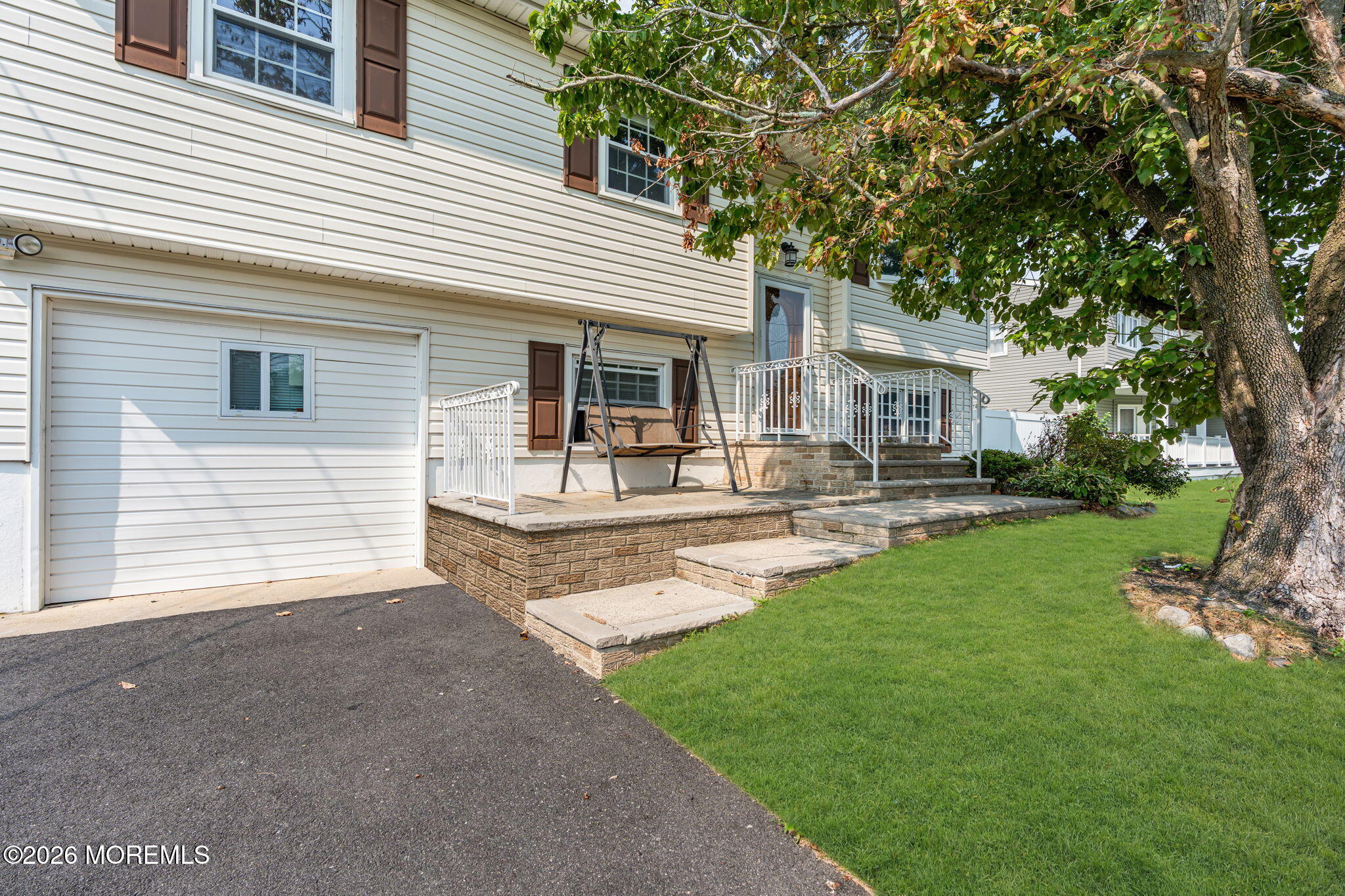 666 Longview Dr, Toms River, NJ 08753 photo