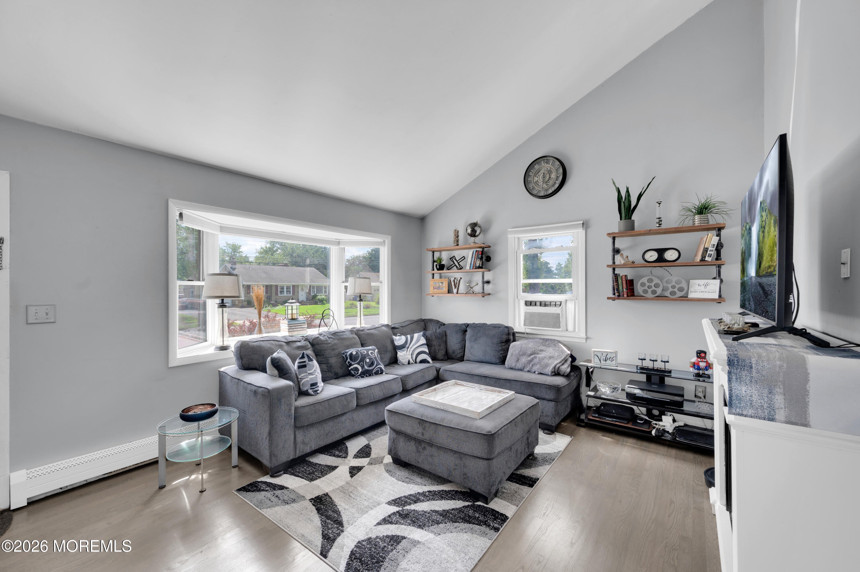 864 Roundtree Dr, Toms River, NJ 08753 photo
