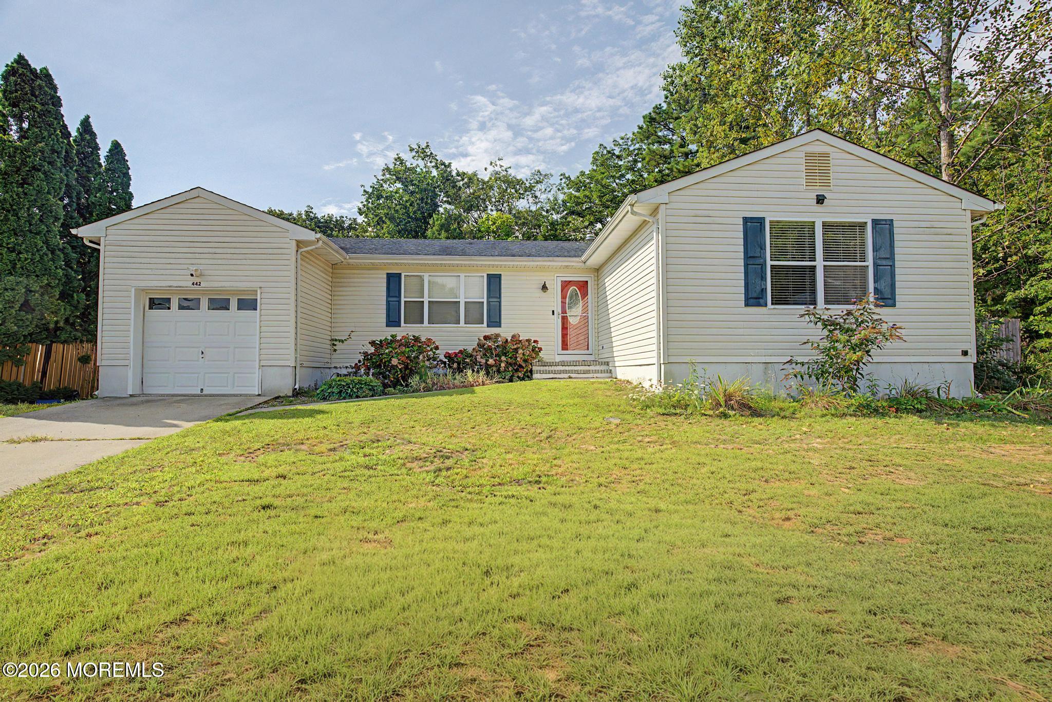 442 Mulberry Pl, Brick, NJ 08723
