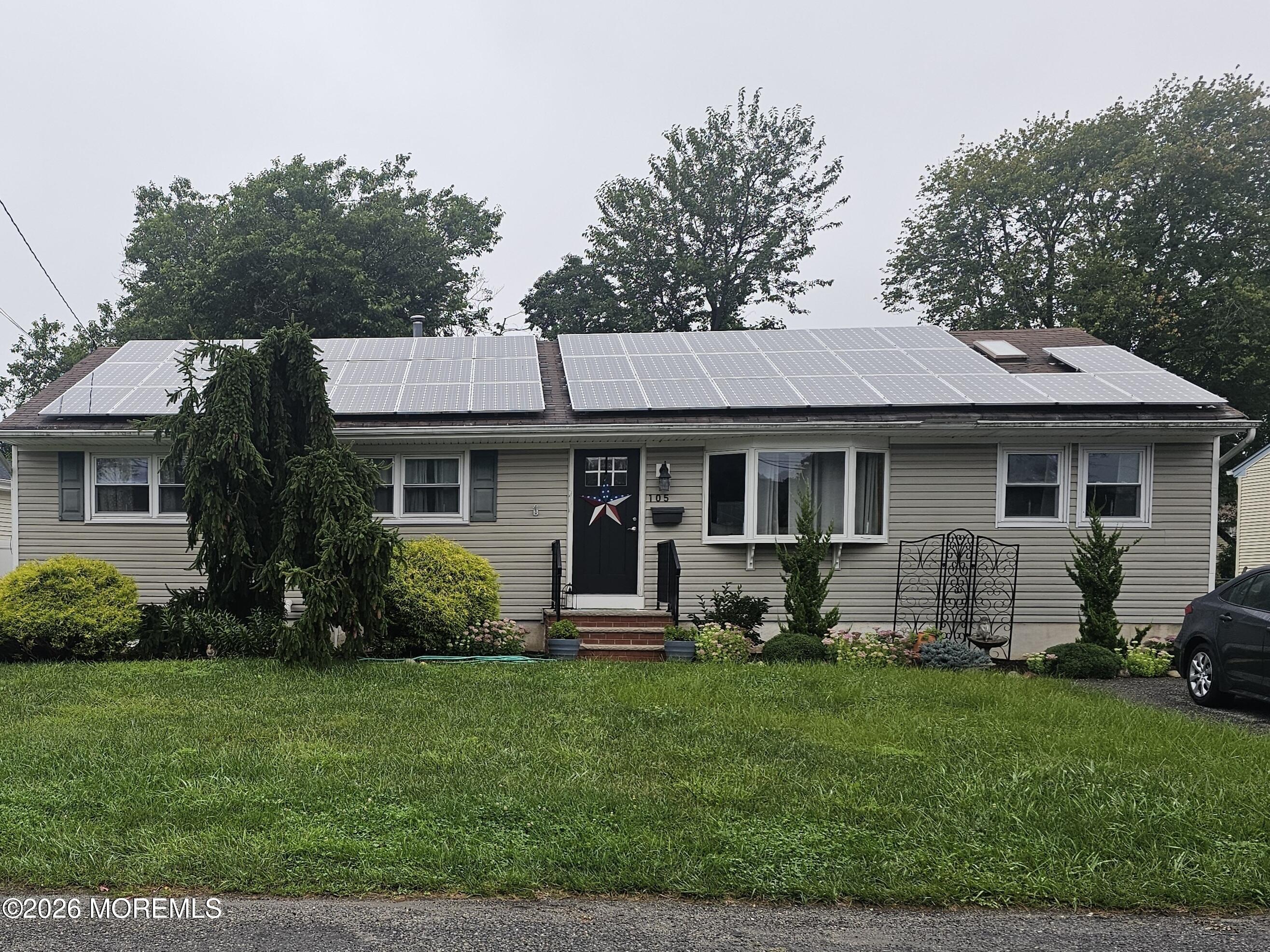 105 Fairway Dr, Brick, NJ 08724