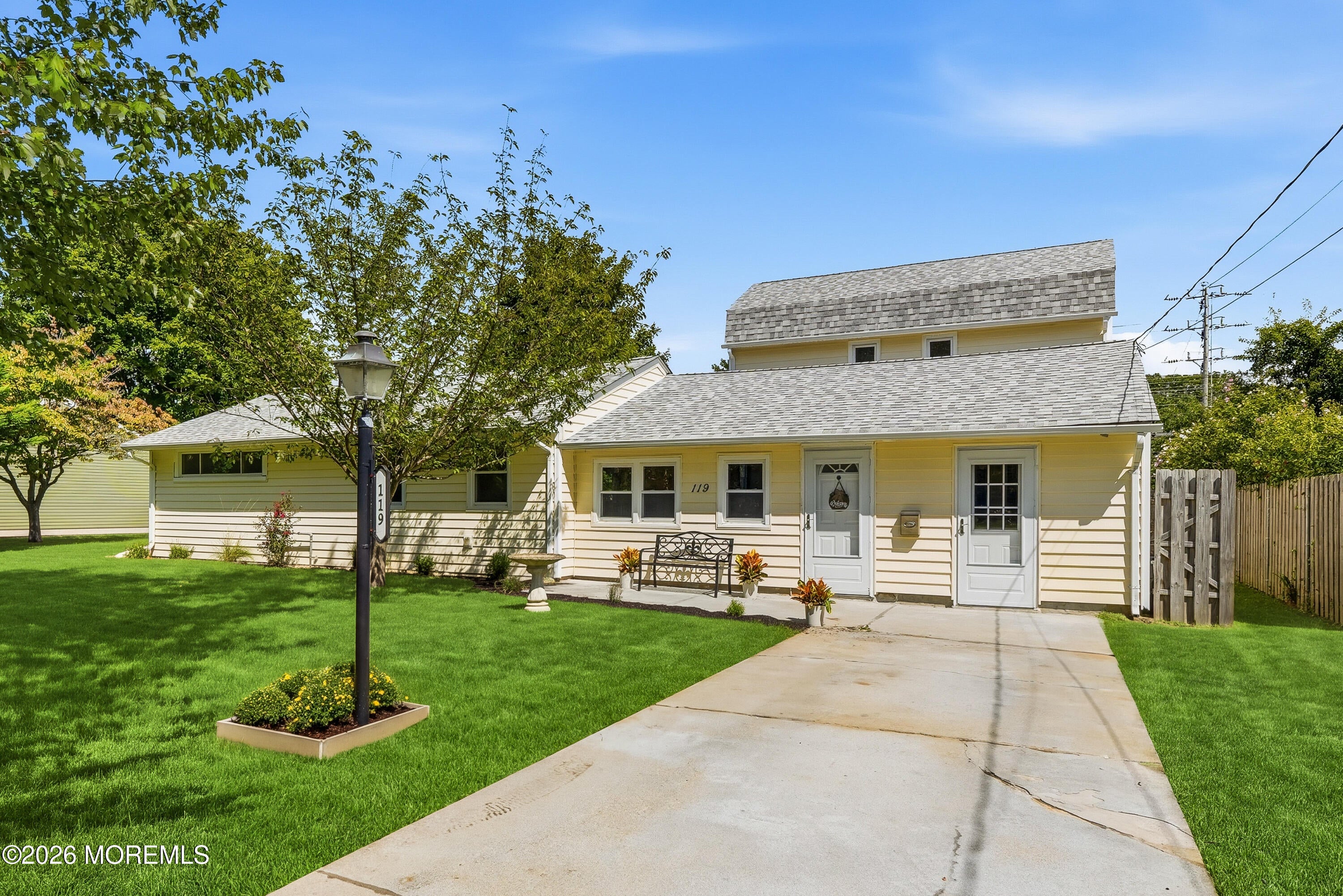 119 Court Dr, Shrewsbury Boro, NJ 07702 photo