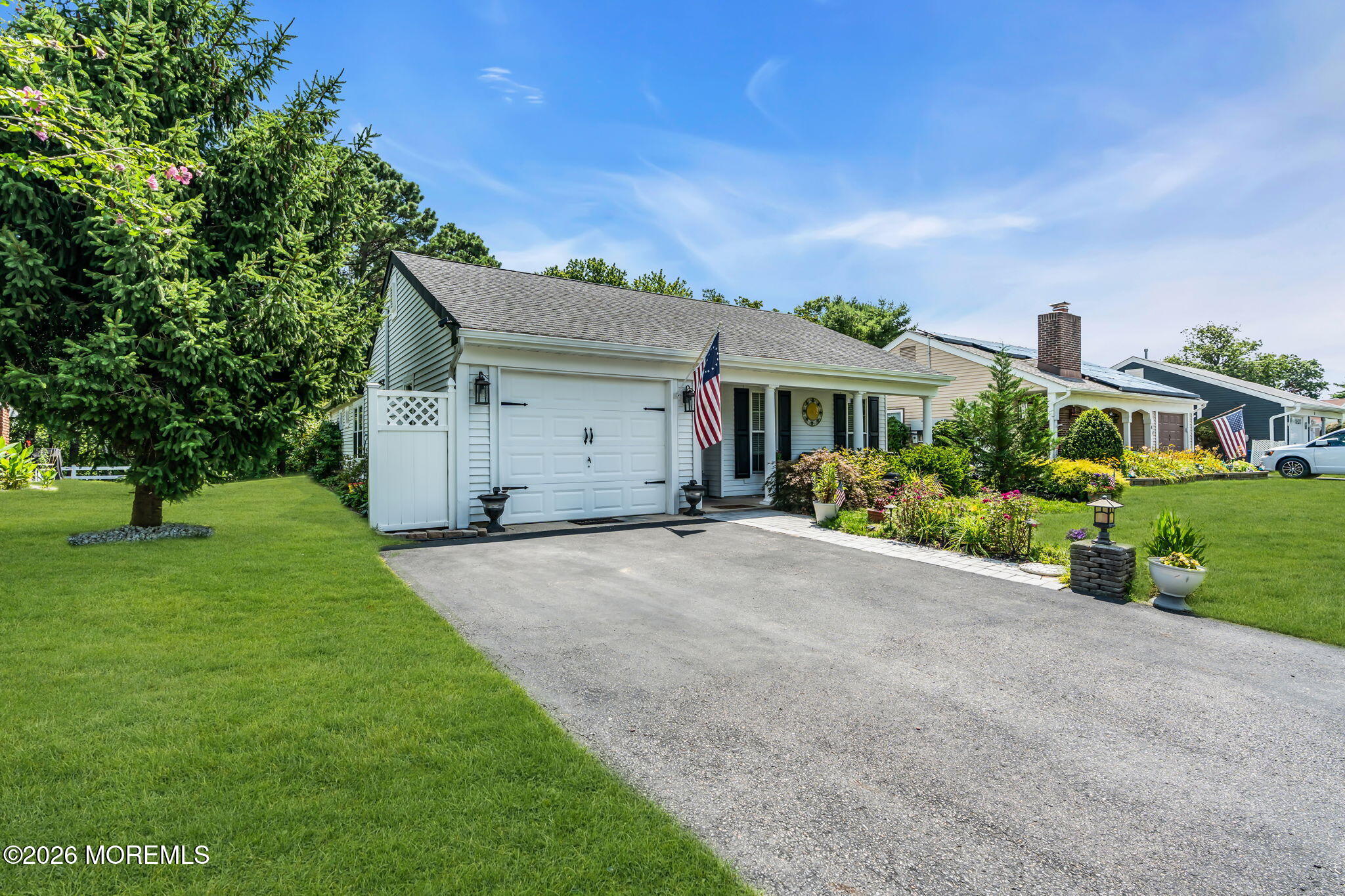 6 Twyford Ln, Manchester, NJ 08759 photo