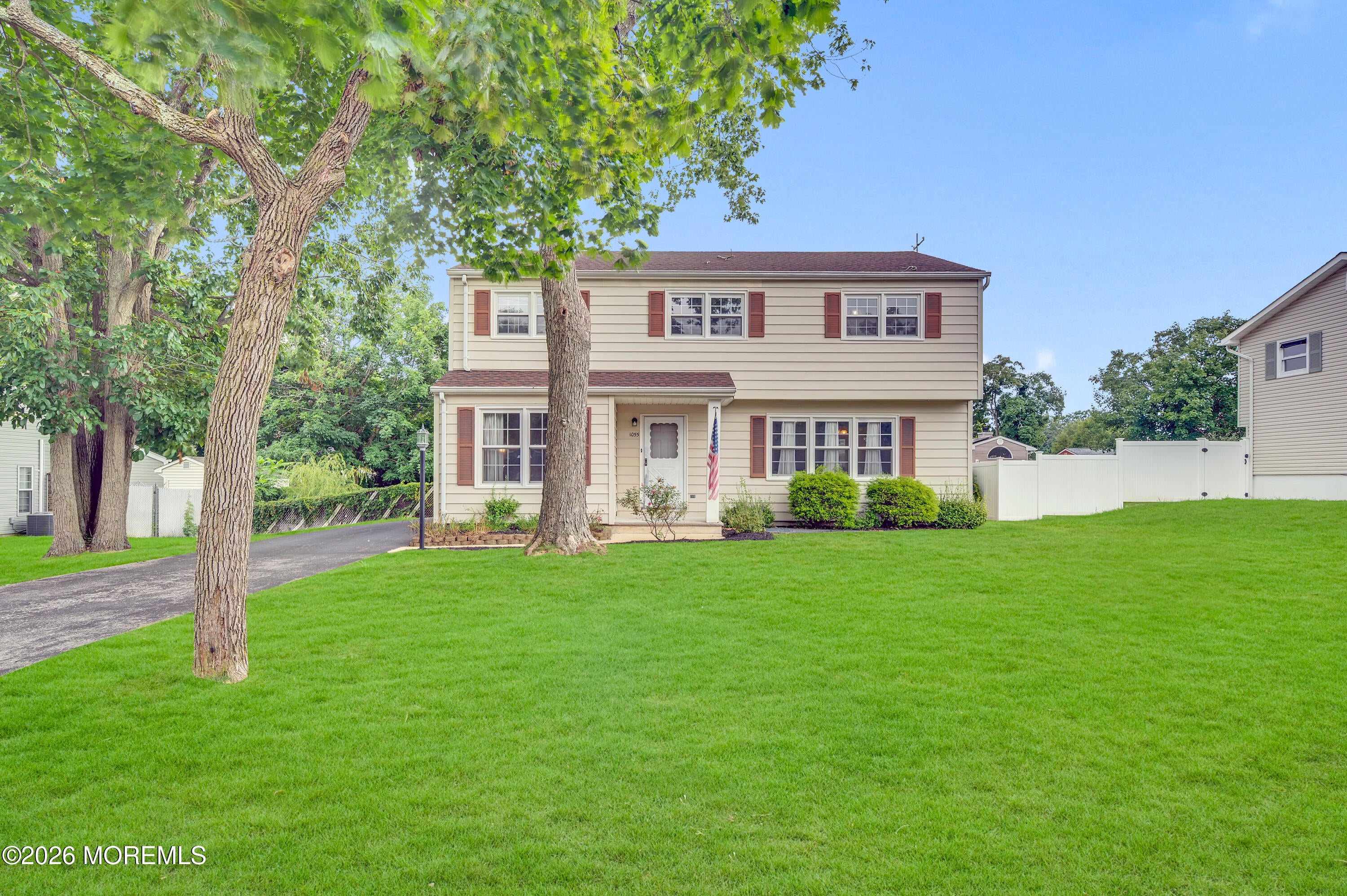 1055 Bell St, Toms River, NJ 08753 photo
