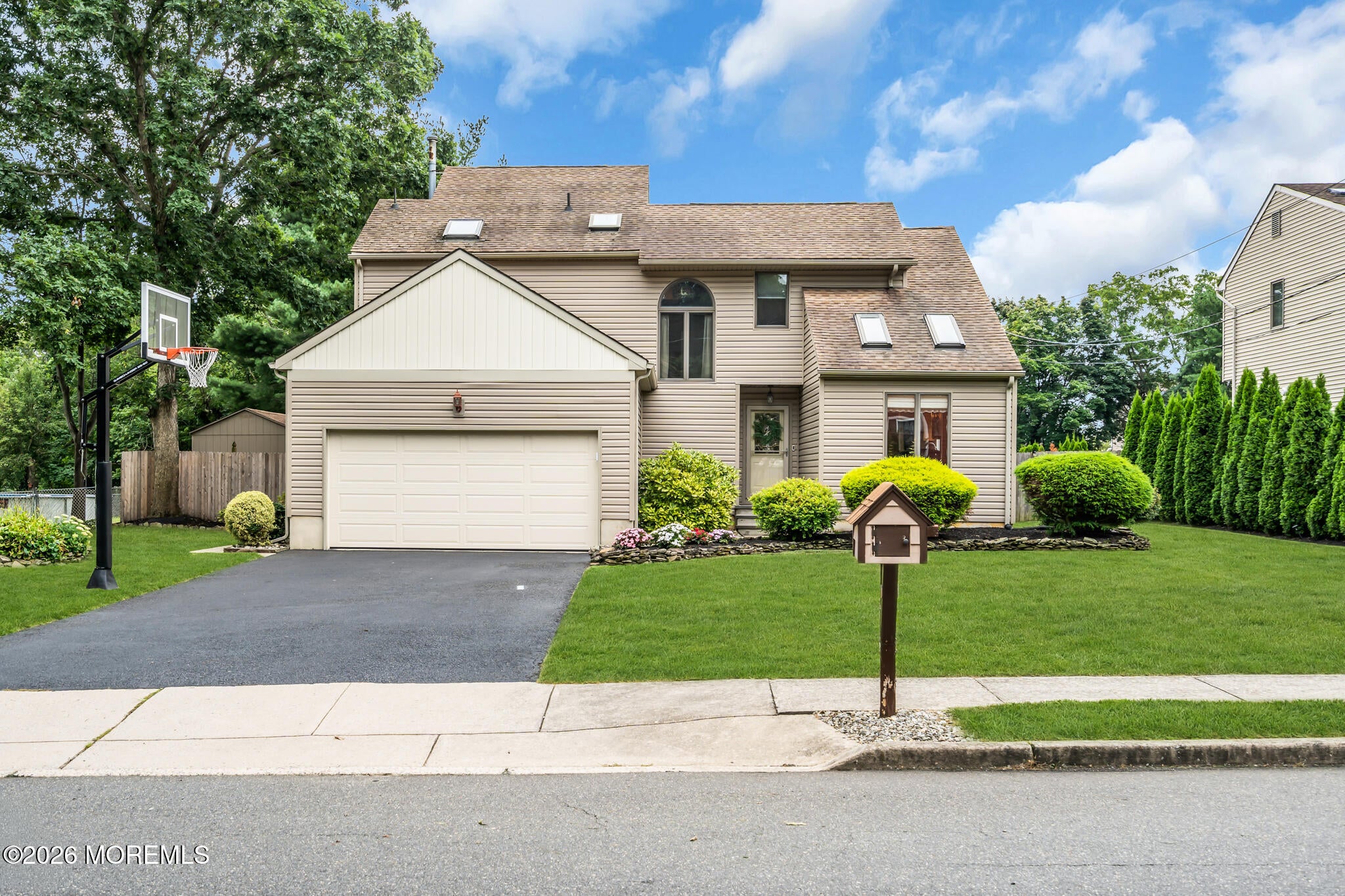 615 Dave Marion Rd, Toms River, NJ 08753