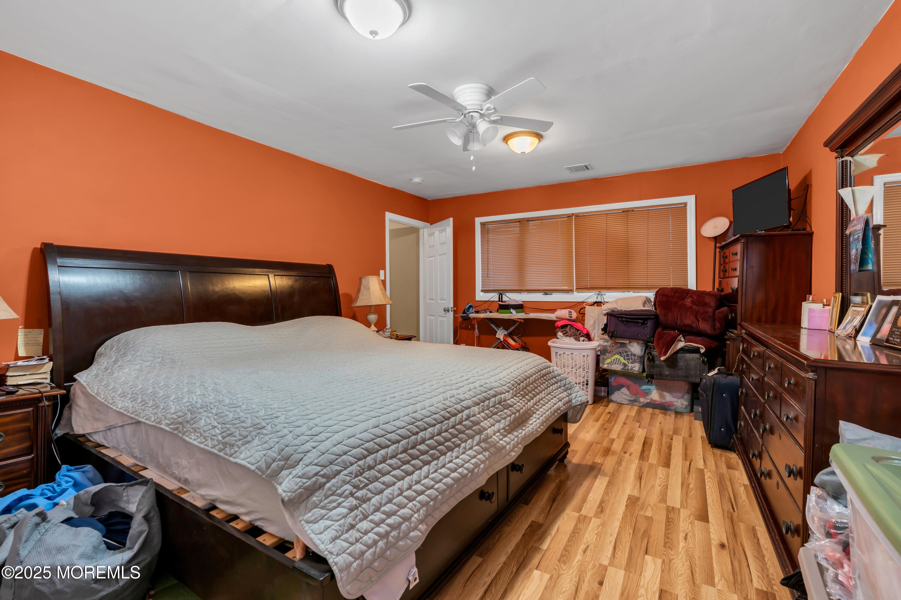 39 Oceanview Ave, Keansburg, NJ 07734 photo