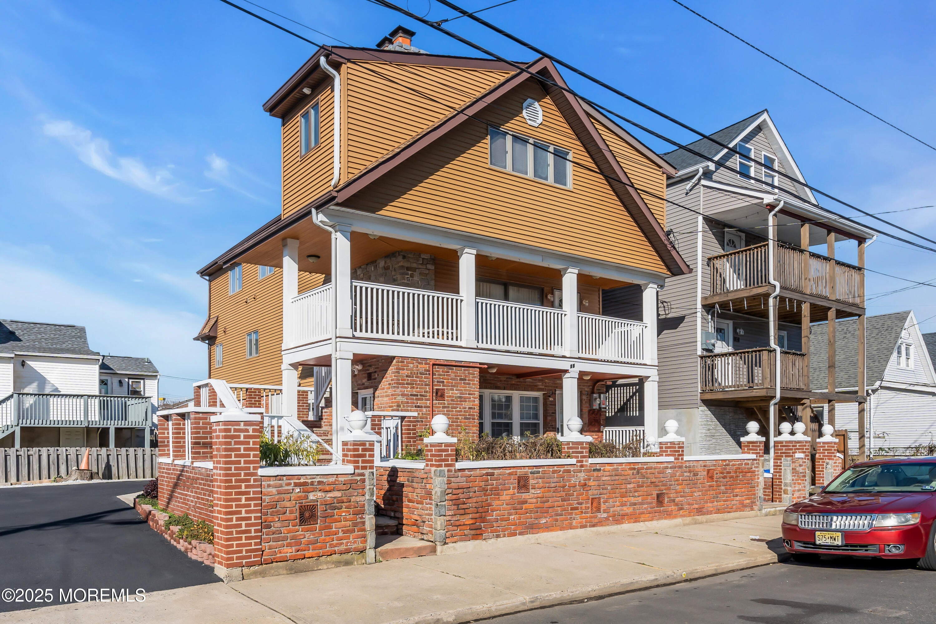 39 Oceanview Ave, Keansburg, NJ 07734 photo