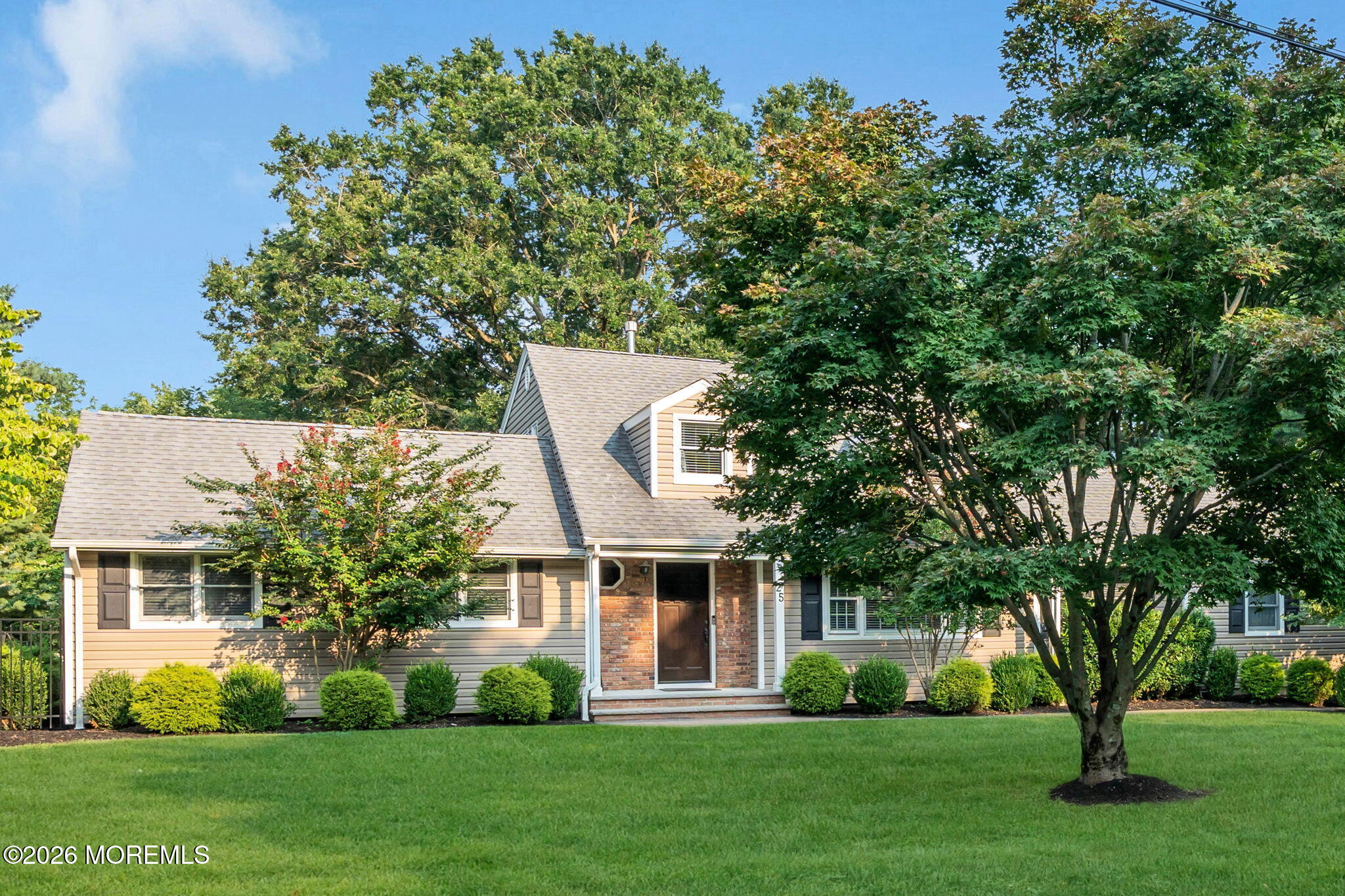 25 Nedshire Dr, Middletown, NJ 07748
