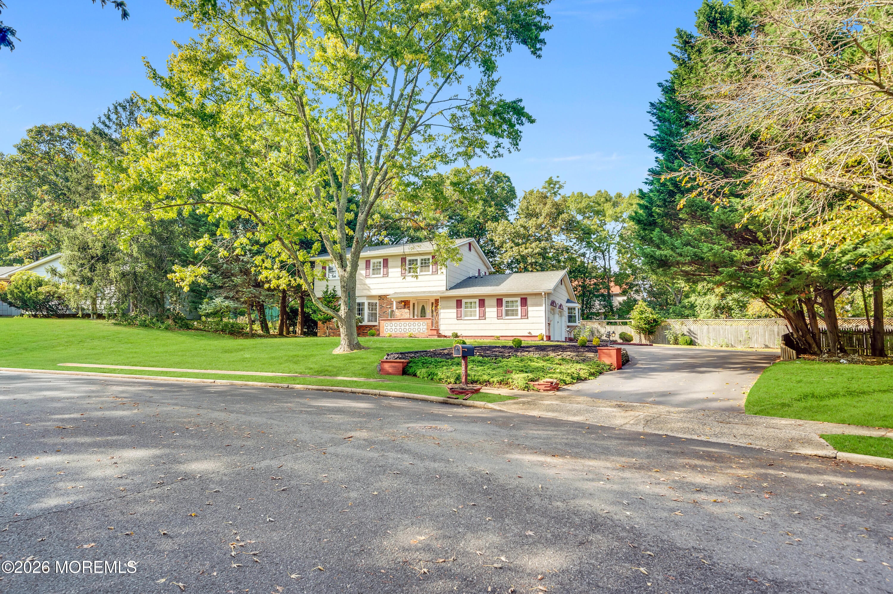 737 Revere Dr, Brick, NJ 08724 photo