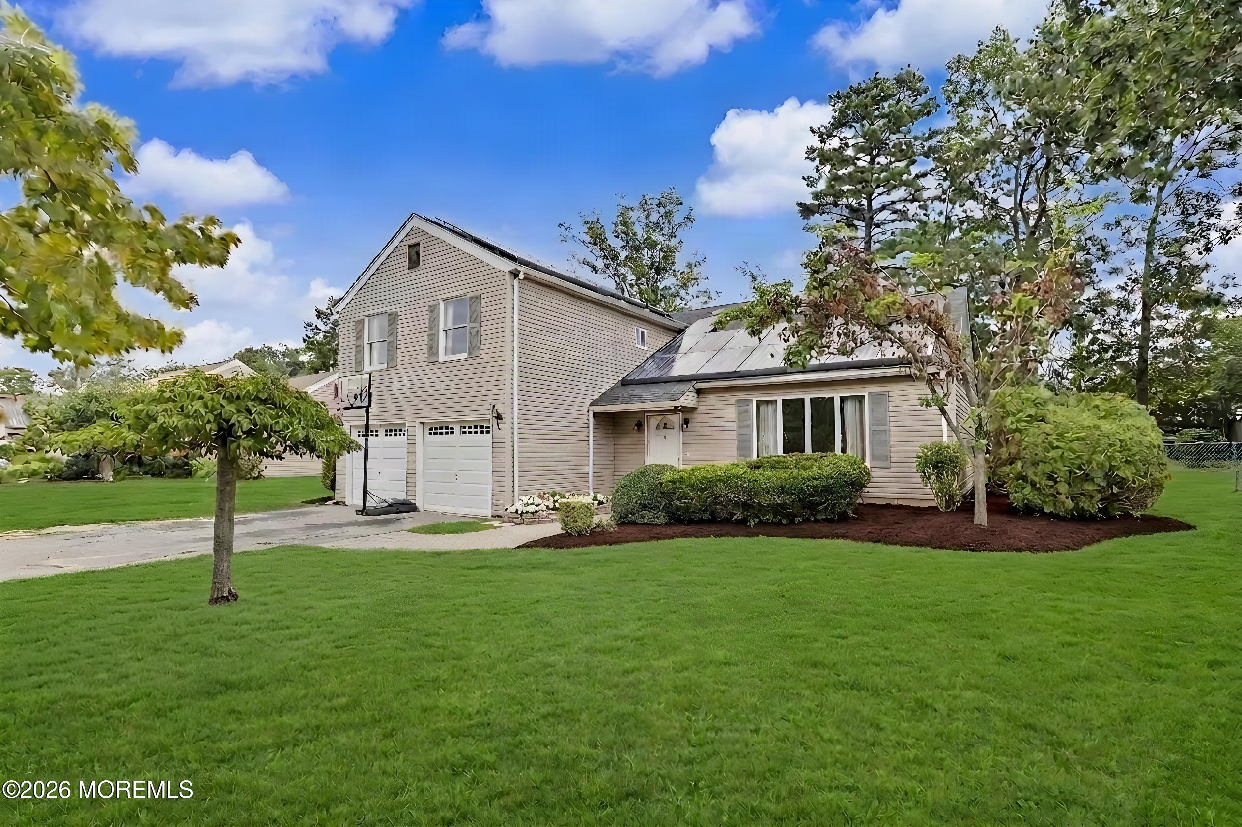 1005 Eastwind Ave, Toms River, NJ 08753 photo