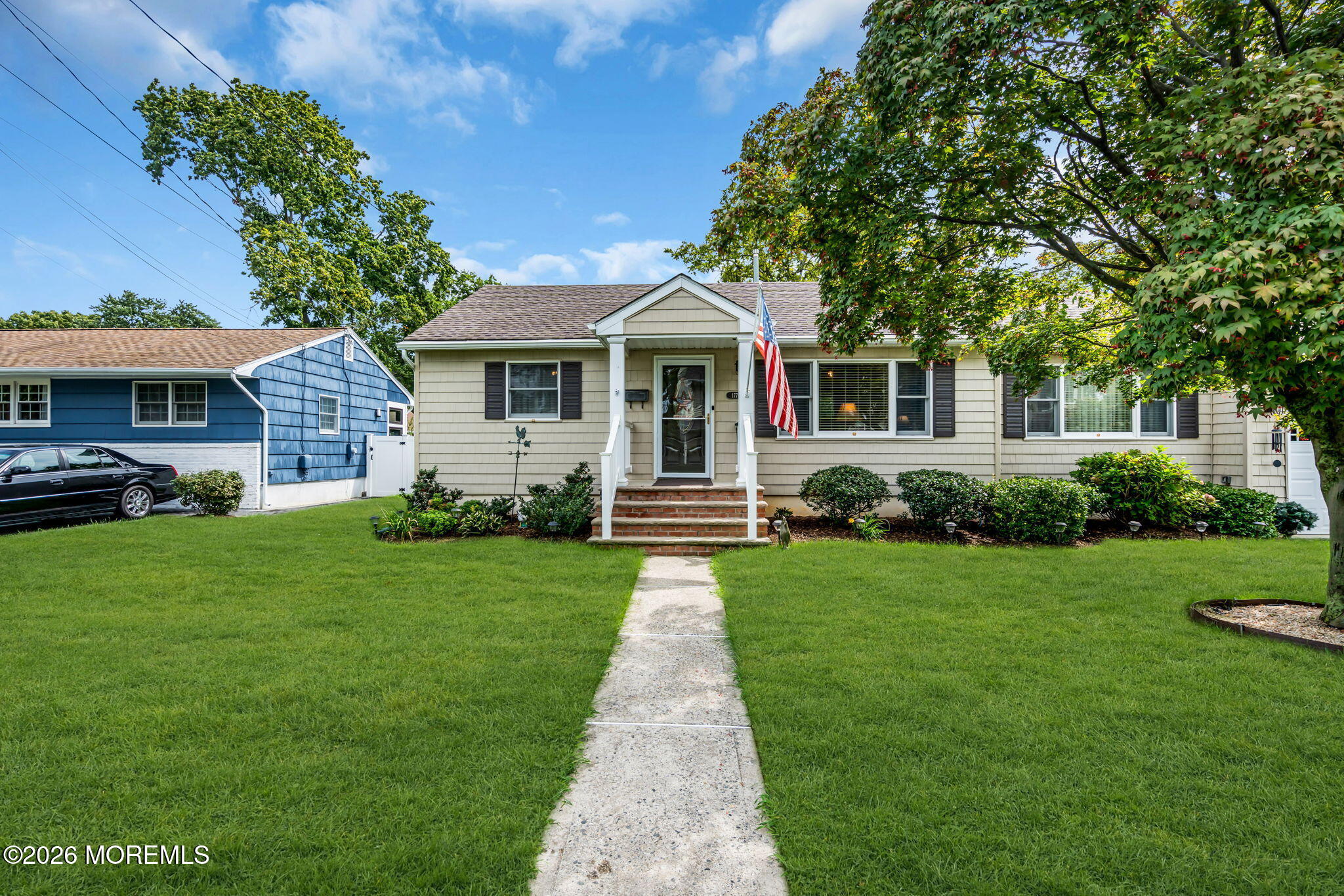 177 10th St, Belford, NJ 07718 photo