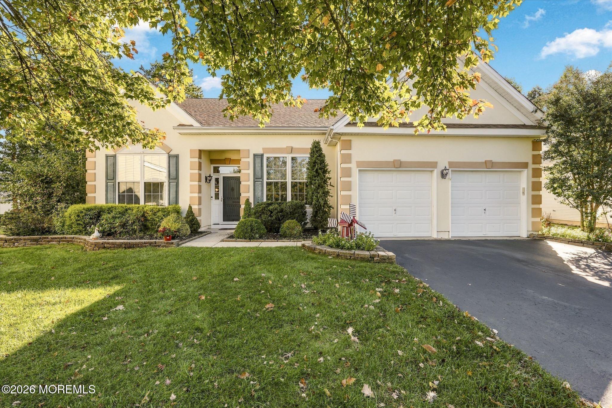 21 Headwaters Pl, Barnegat, NJ 08005