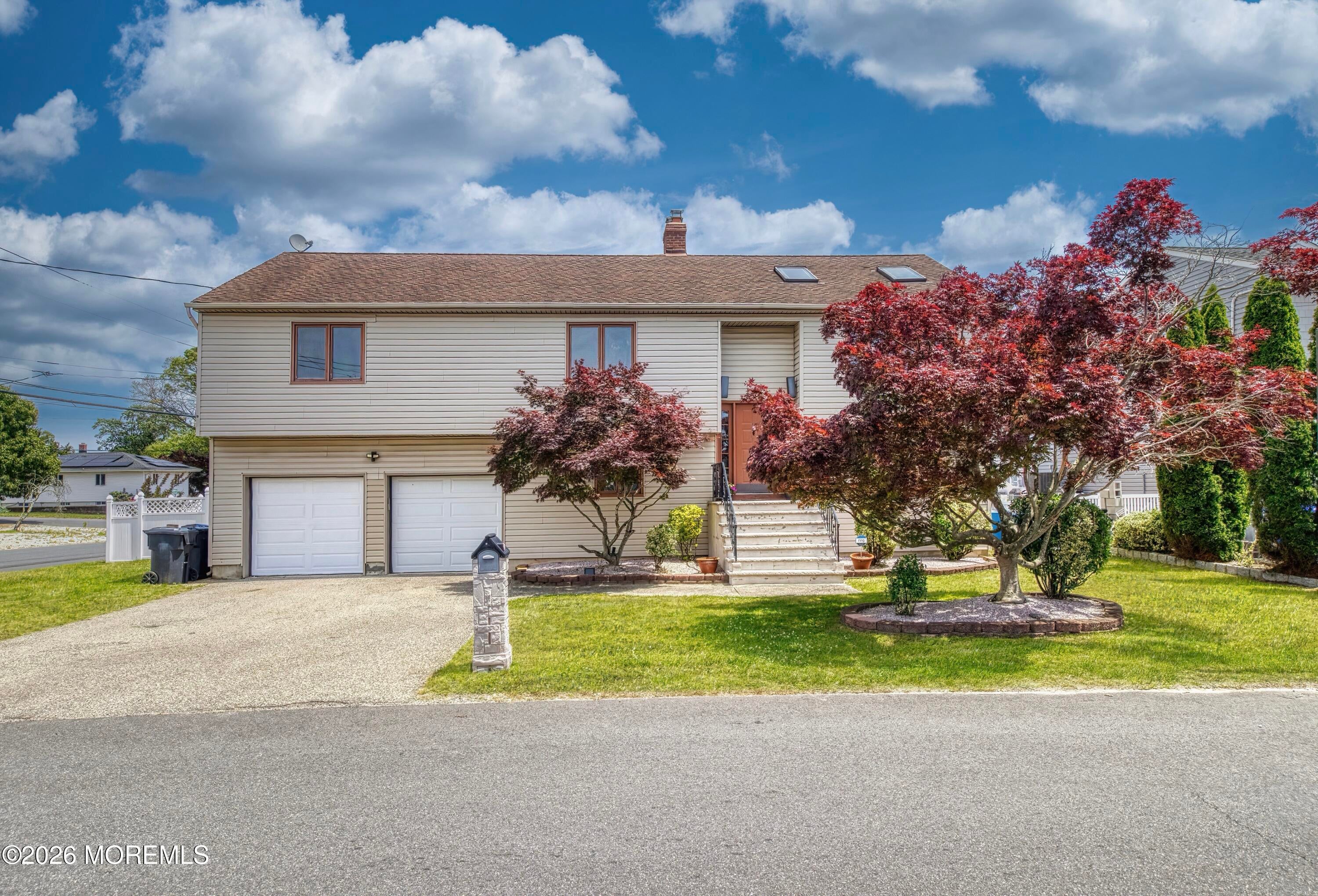17 Fontainebleau Dr, Brick, NJ 08723