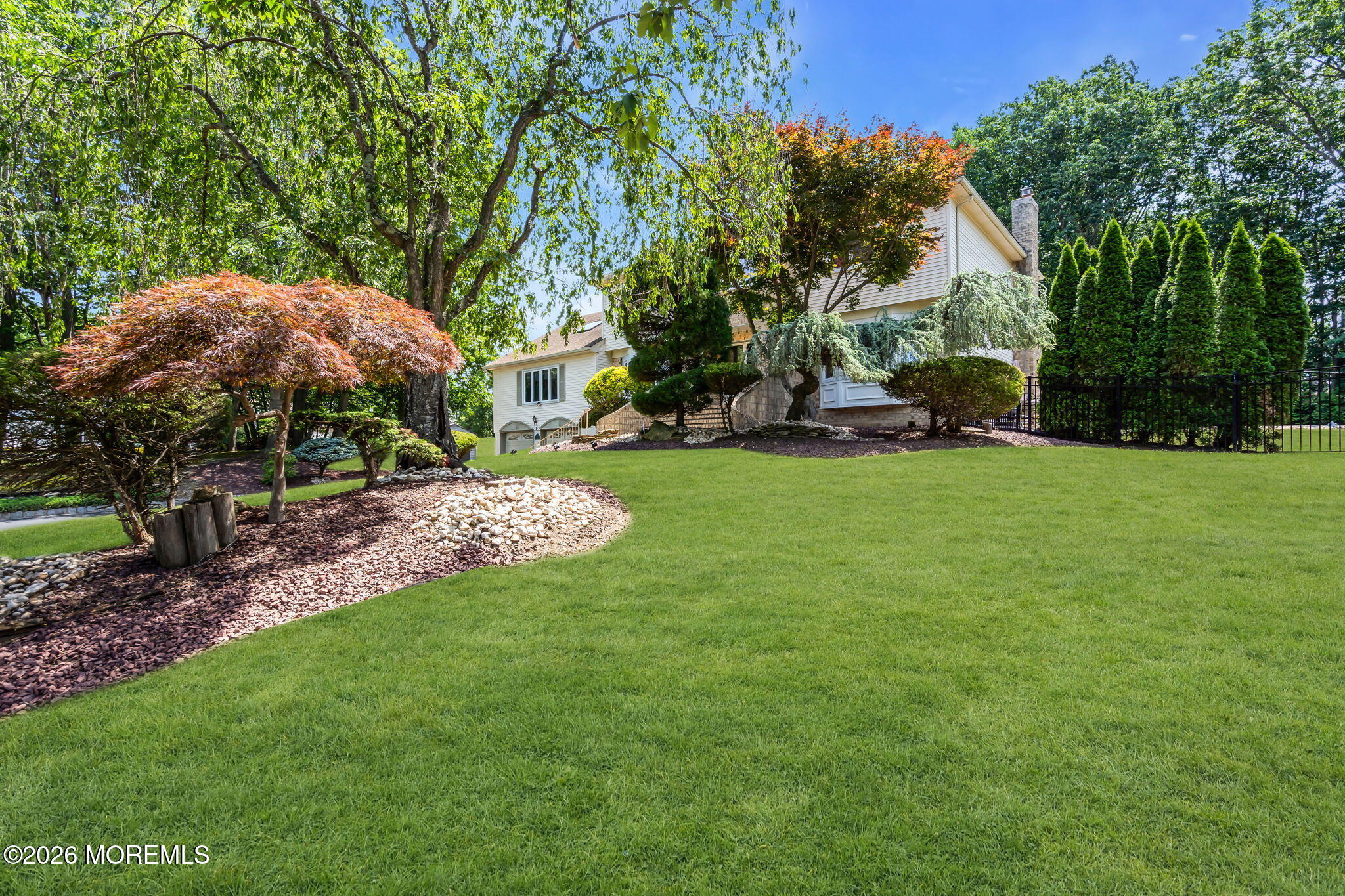 9 Woodcrest Terrace, Manalapan, NJ 07726 photo