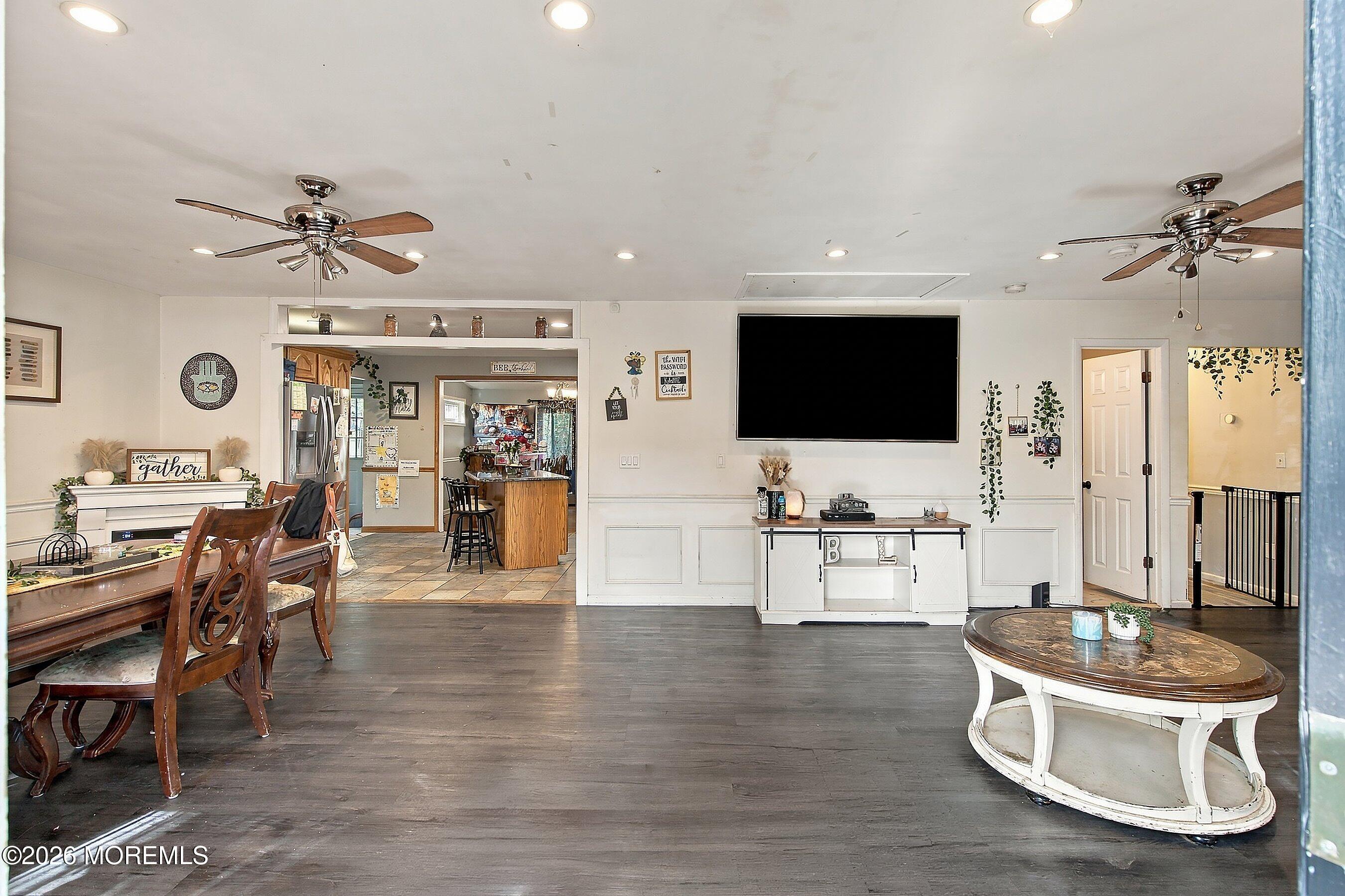 726 Lake Barnegat Dr, Lanoka Harbor, NJ 08734 photo