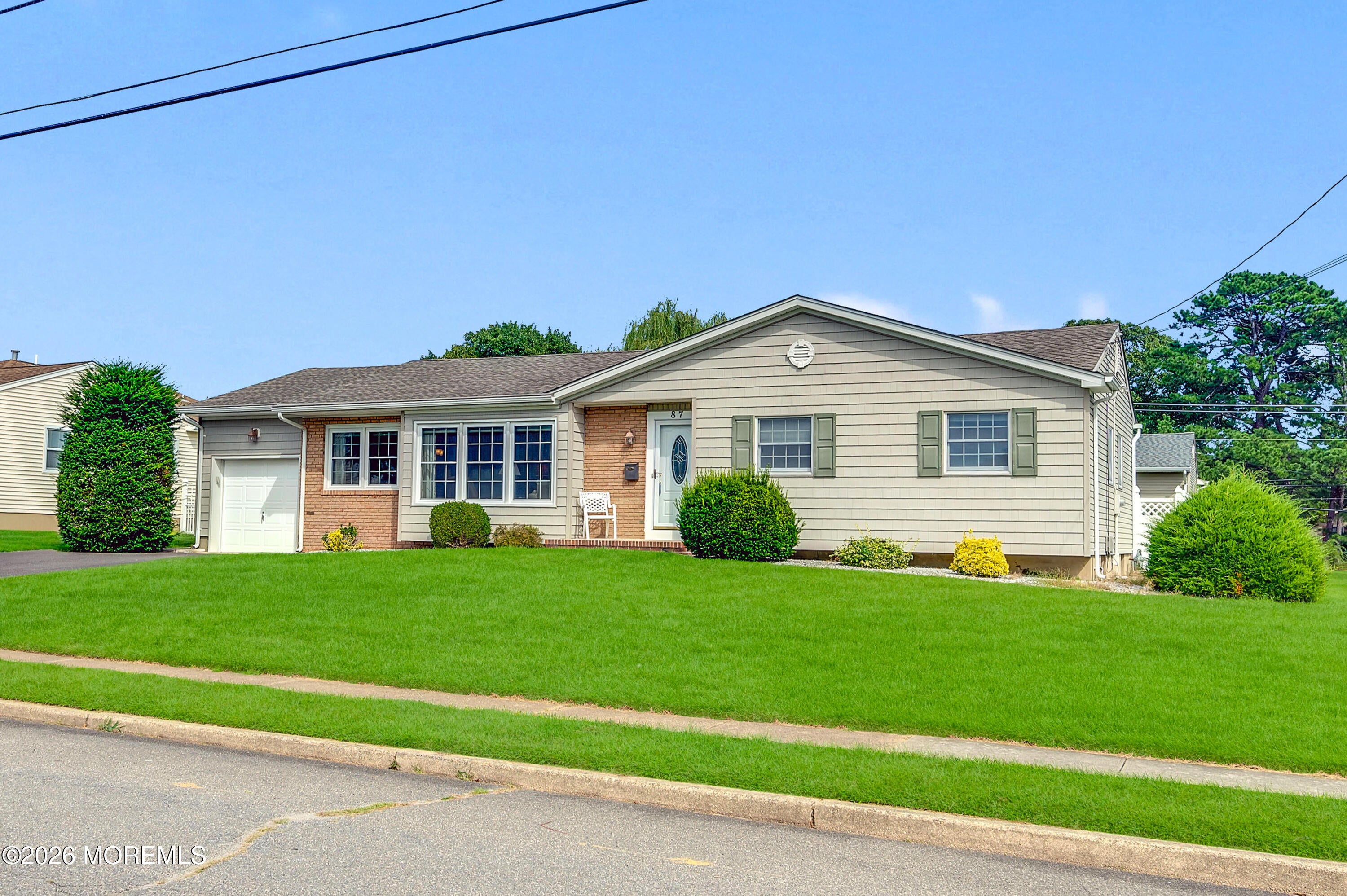 87 Charleson Rd, Brick, NJ 08724 photo