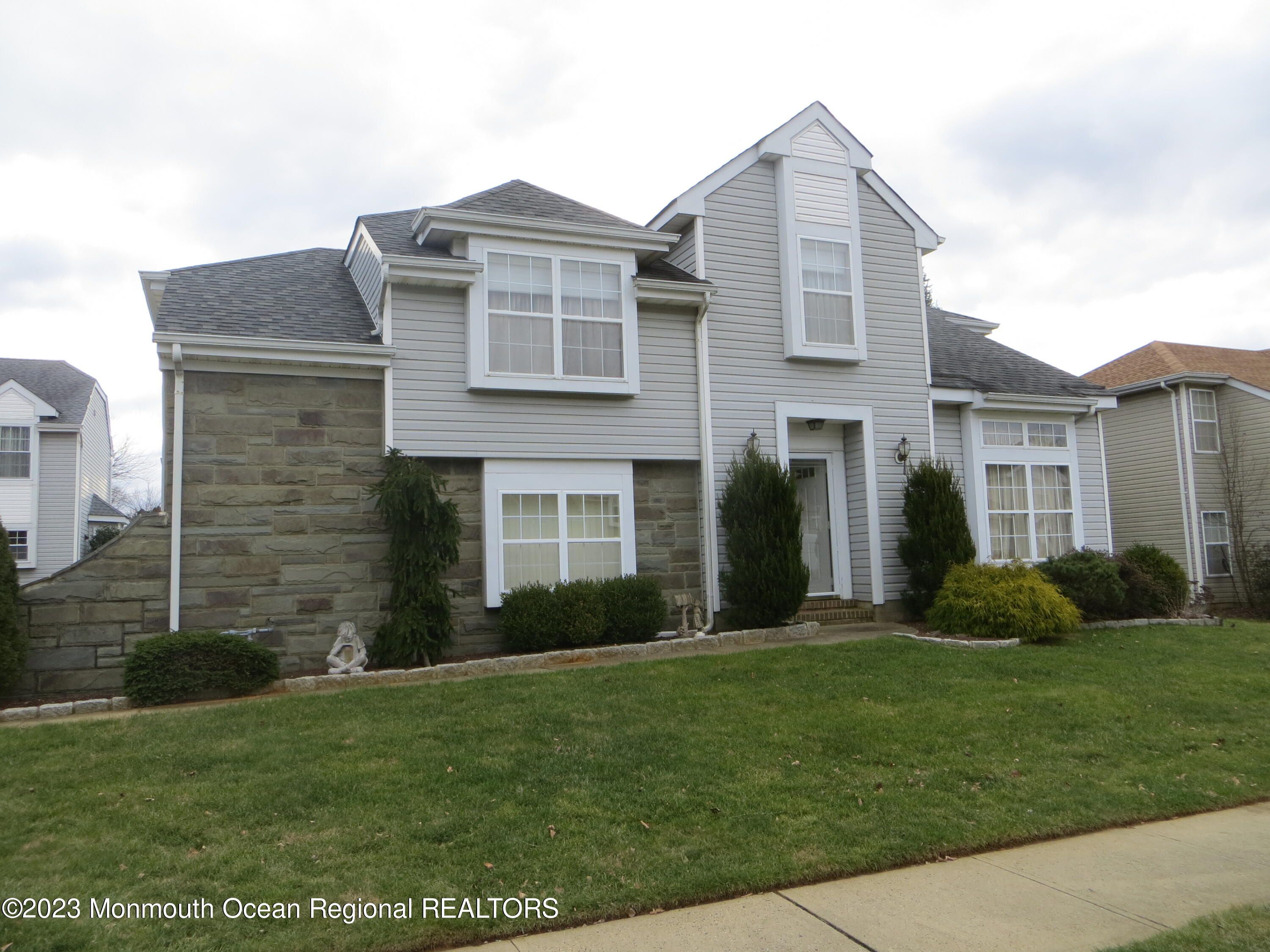 25 Citation Dr, Freehold, NJ 07728