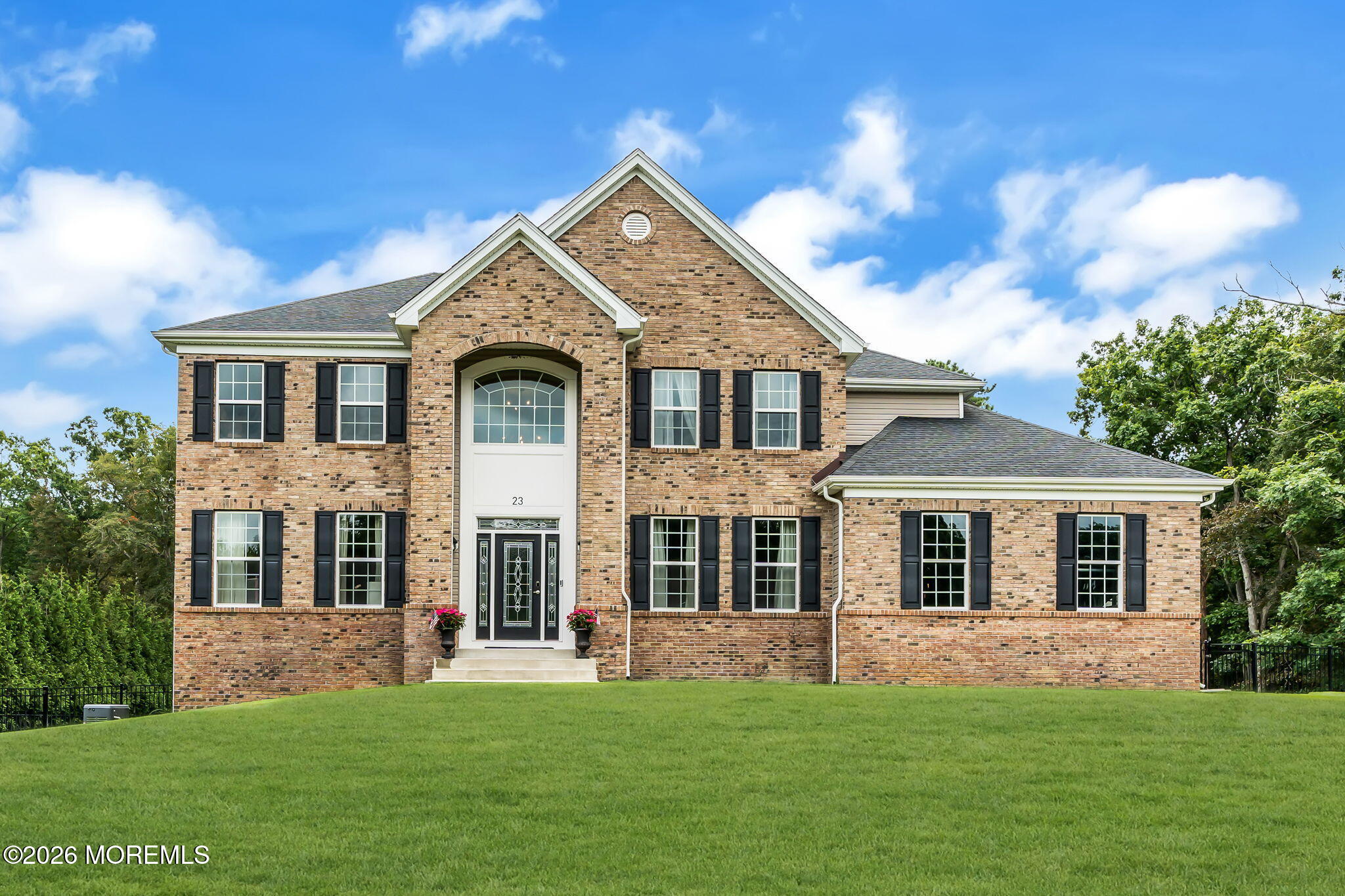 23 Parkside Dr, Jackson, NJ 08527