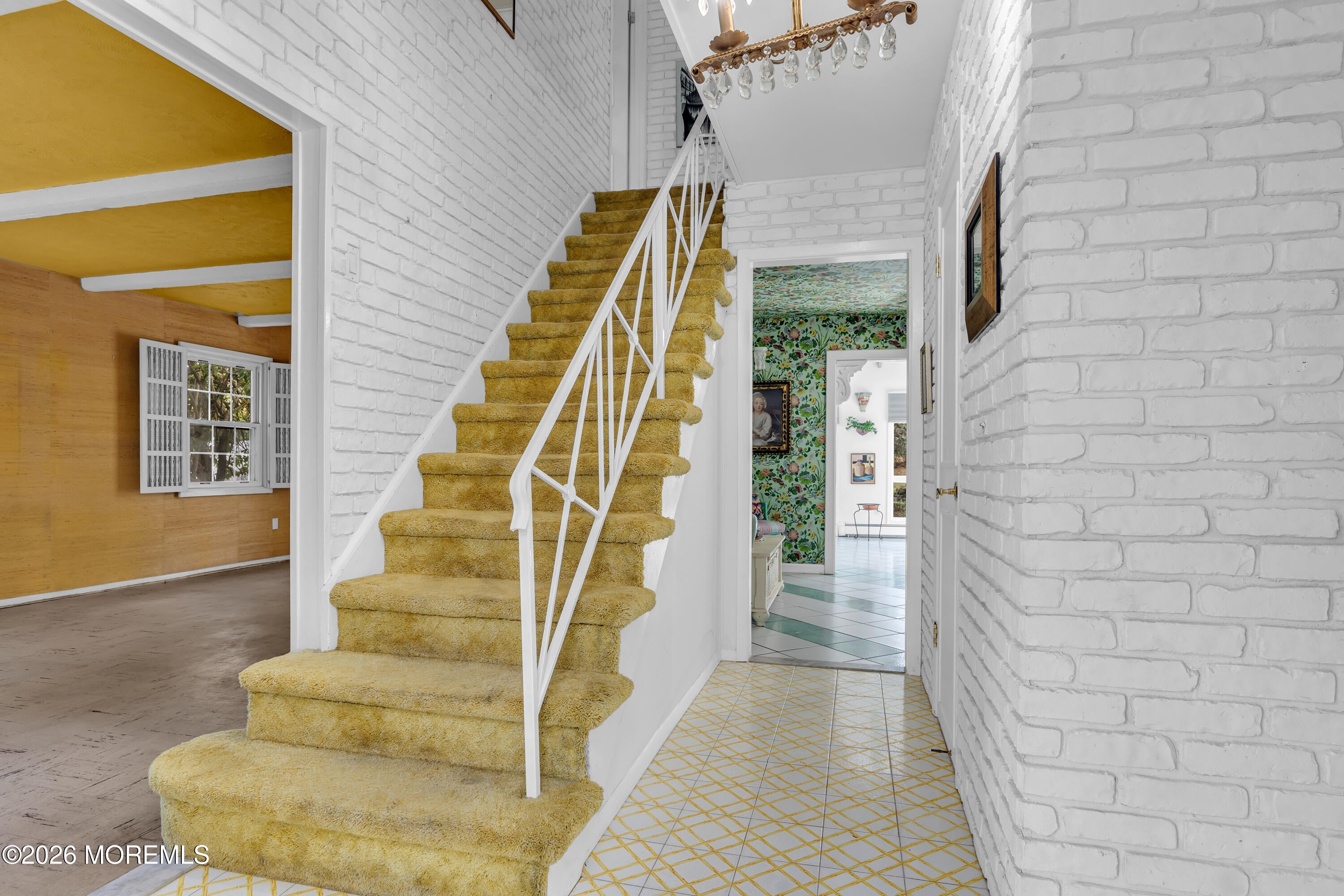 8 Avalon Ln, Aberdeen, NJ 07747 photo