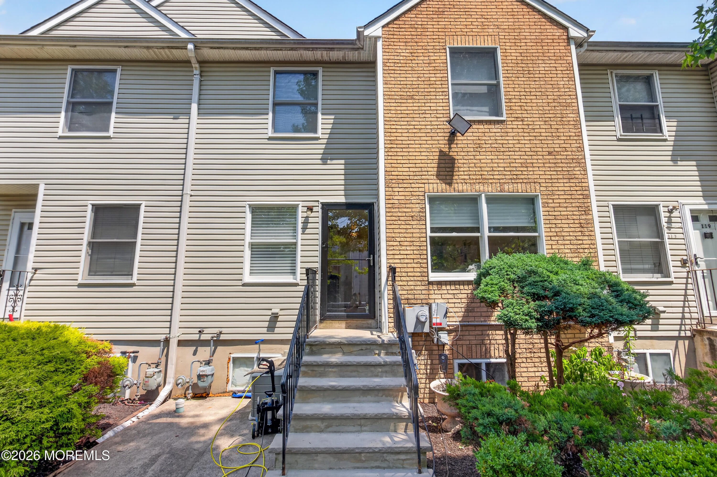 121 Forest Park Cir, Lakewood, NJ 08701 photo