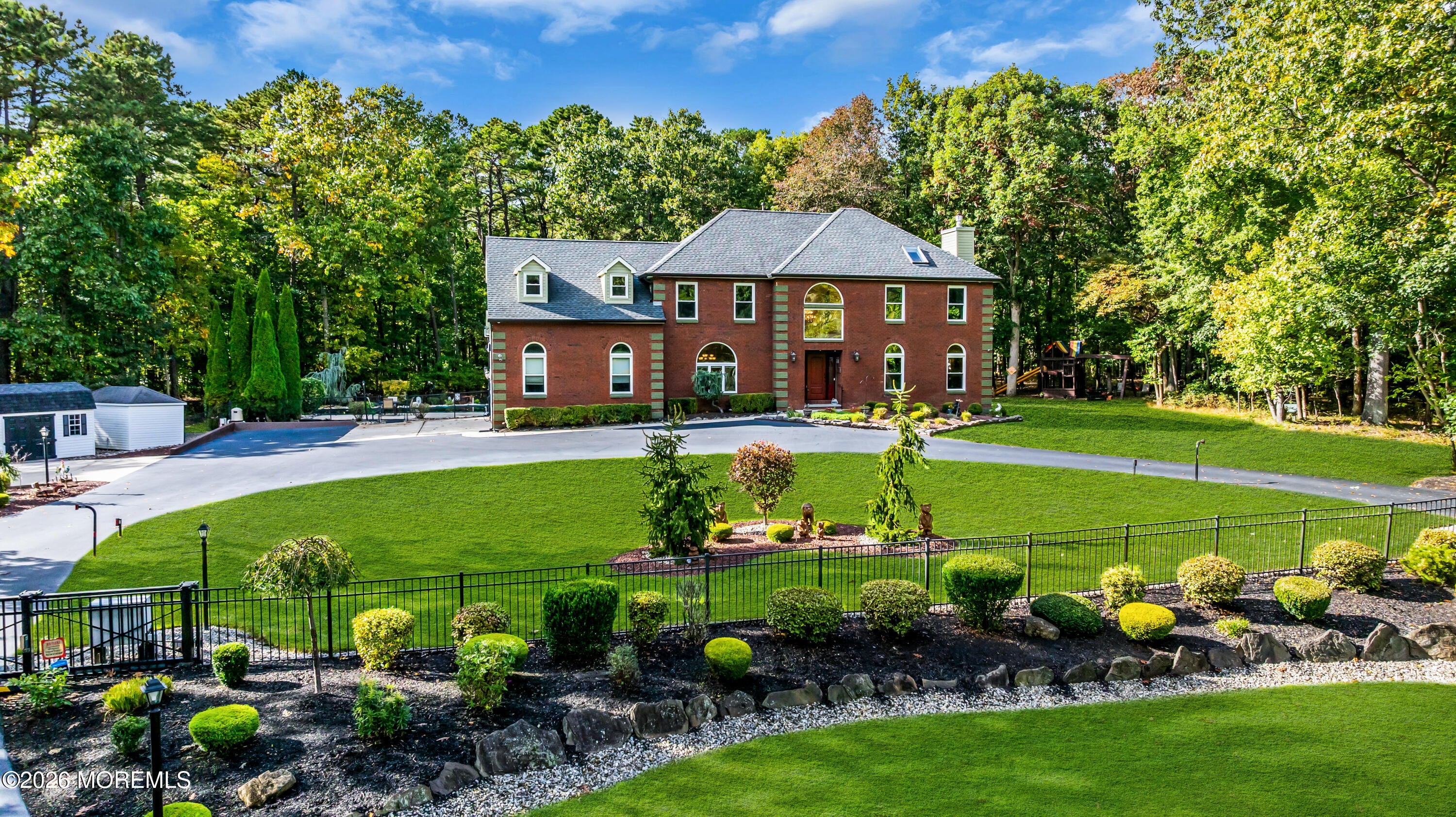 4 Wright Ct, Millstone, NJ 08510