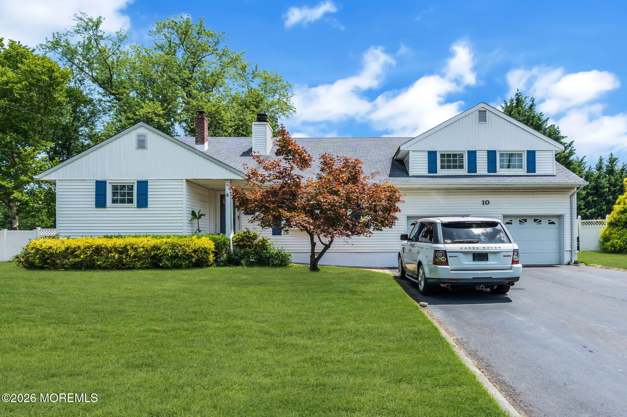 10 Homestead Pl, Holmdel, NJ 07733 photo