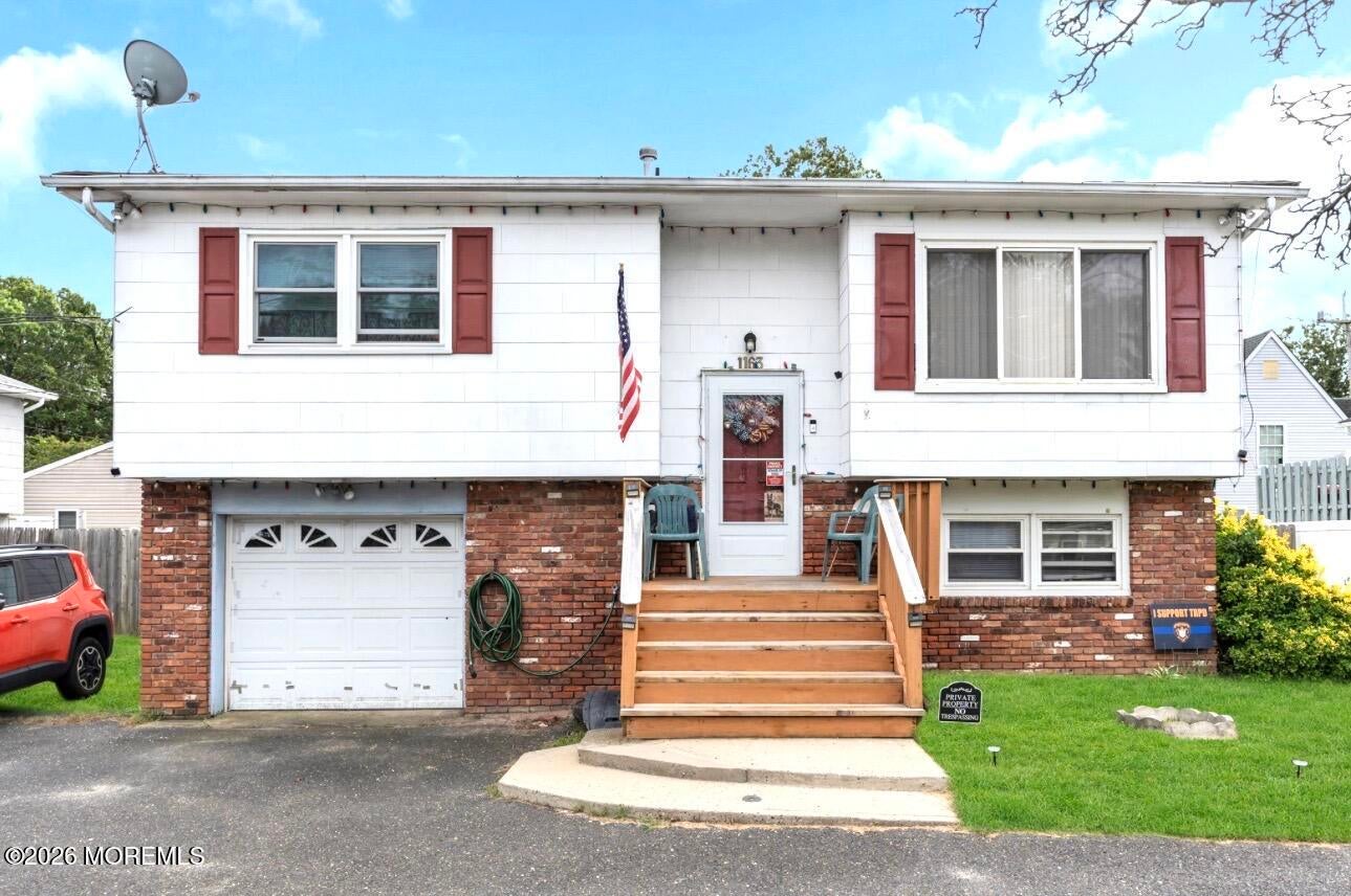 1163 Bay Ave, Toms River, NJ 08753
