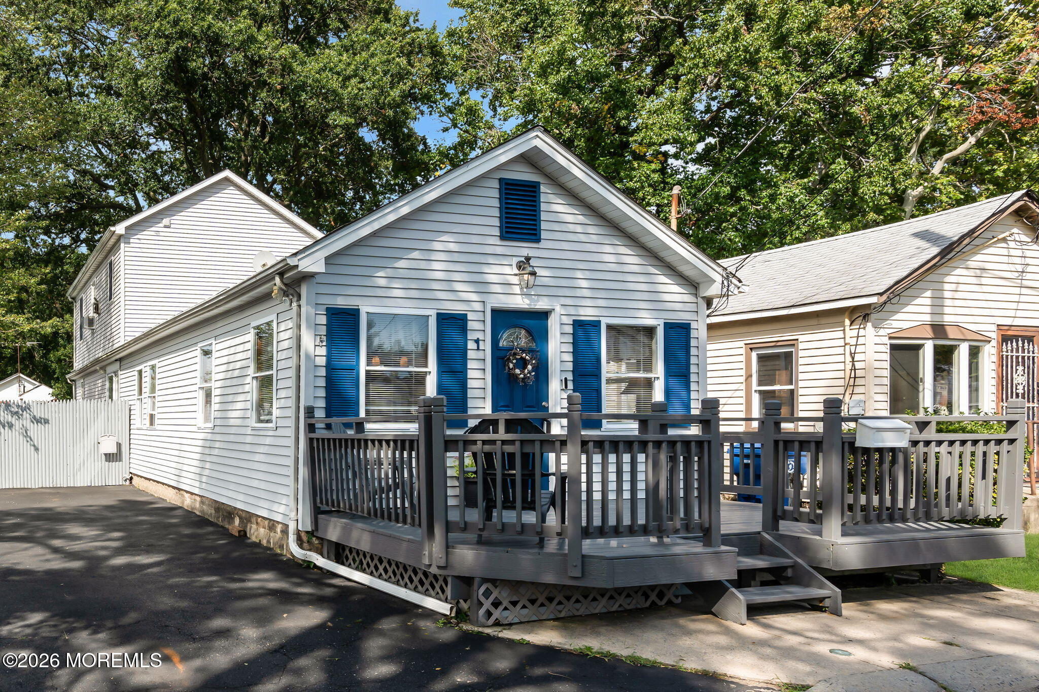 1 Krueger Pl, Middletown, NJ 07748
