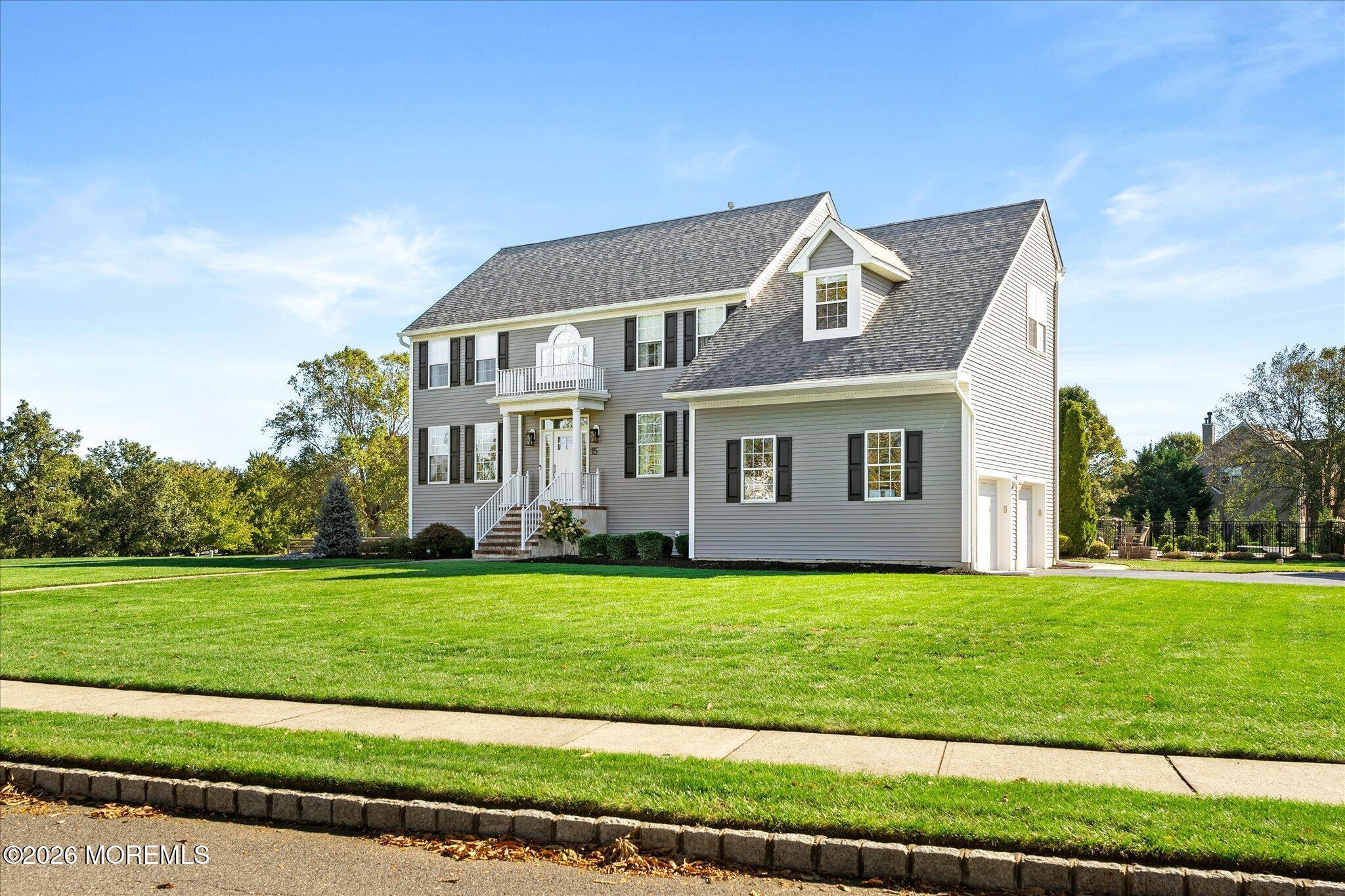 15 Smith Dr, Allentown, NJ 08501