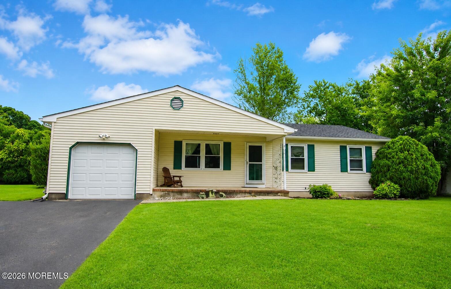 22 Charles Dr, Tinton Falls, NJ 07753