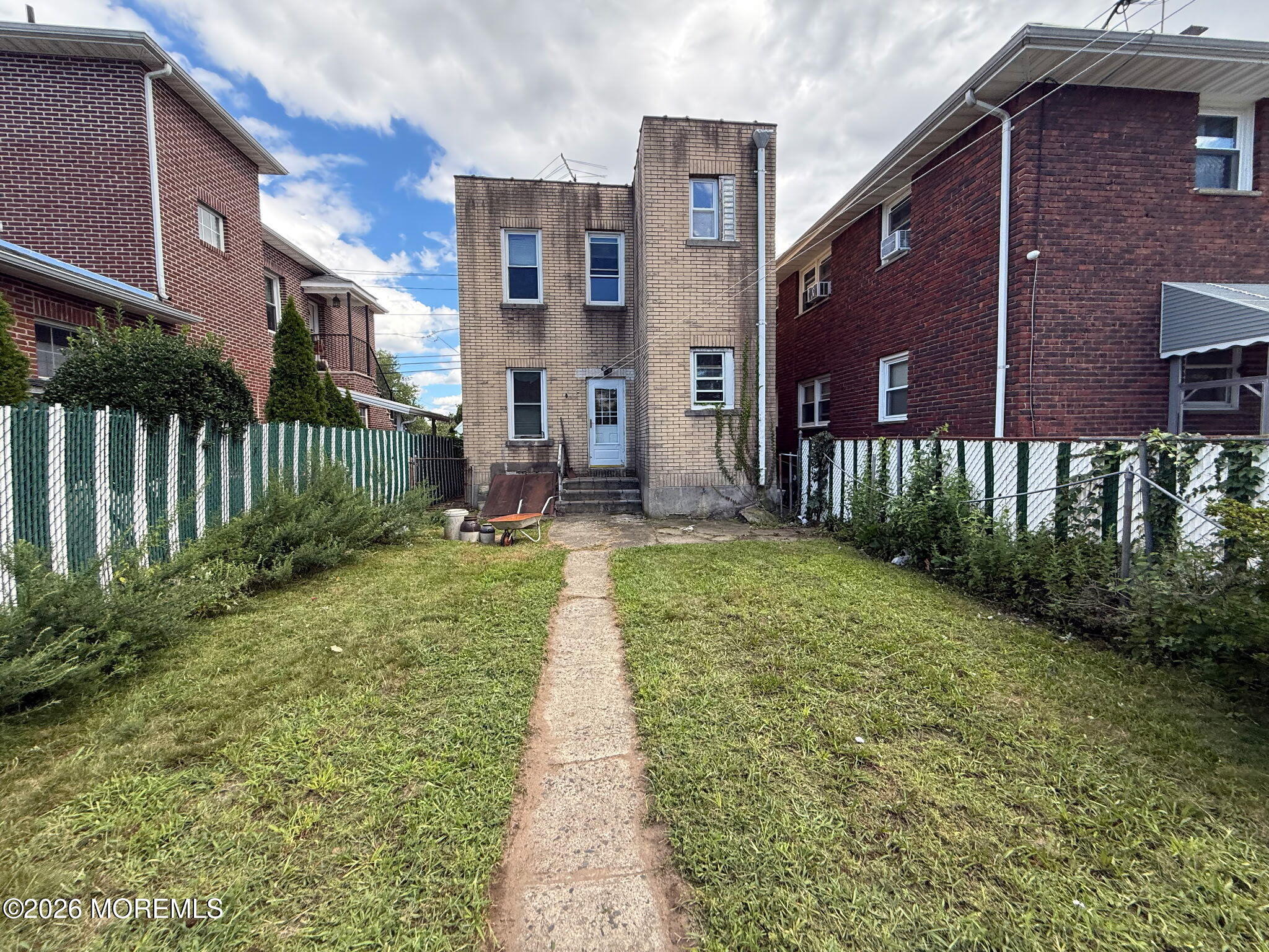 709 Stuyvesant Ave, Lyndhurst, NJ 07071 photo